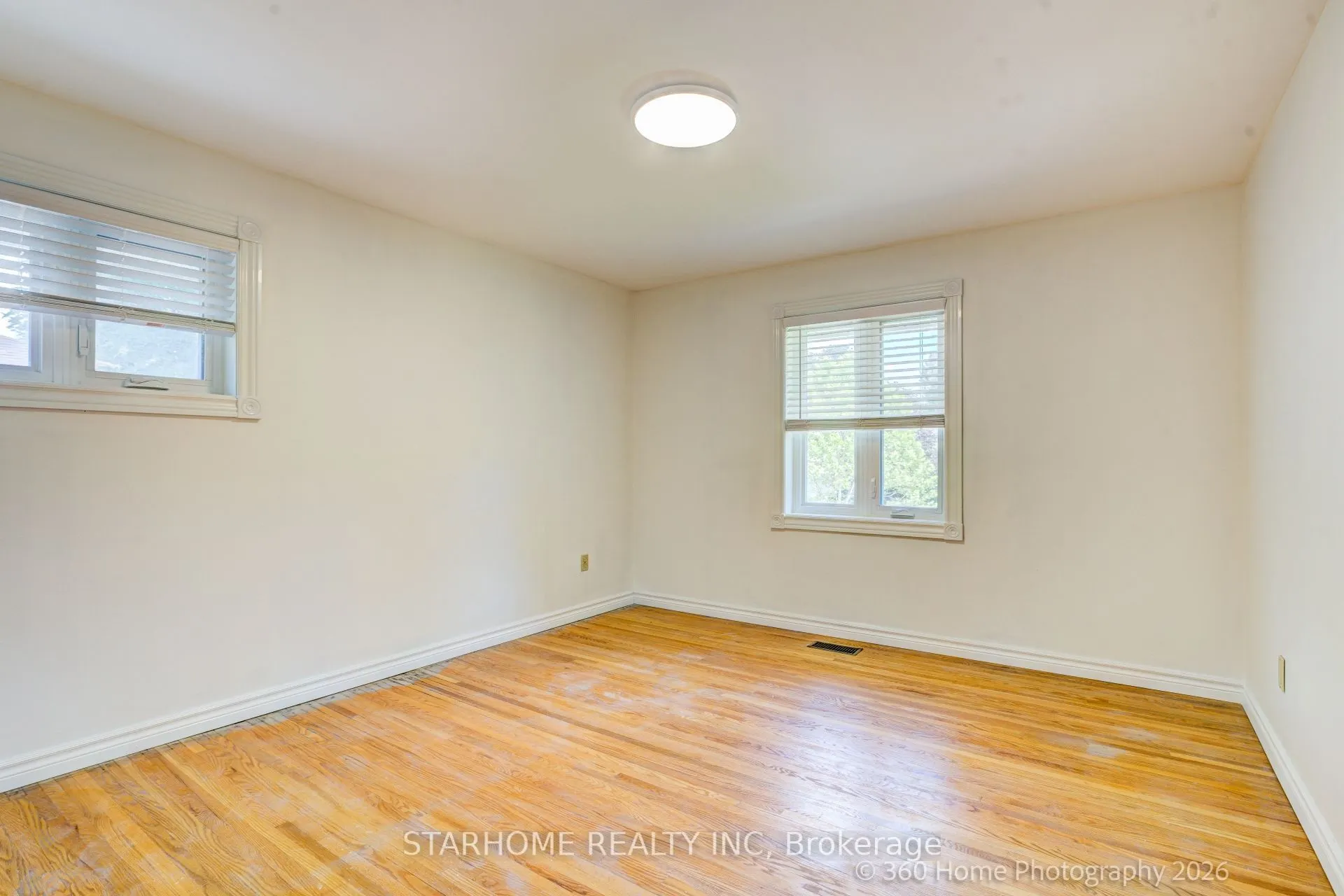 8 Shaughnessy Boulevard