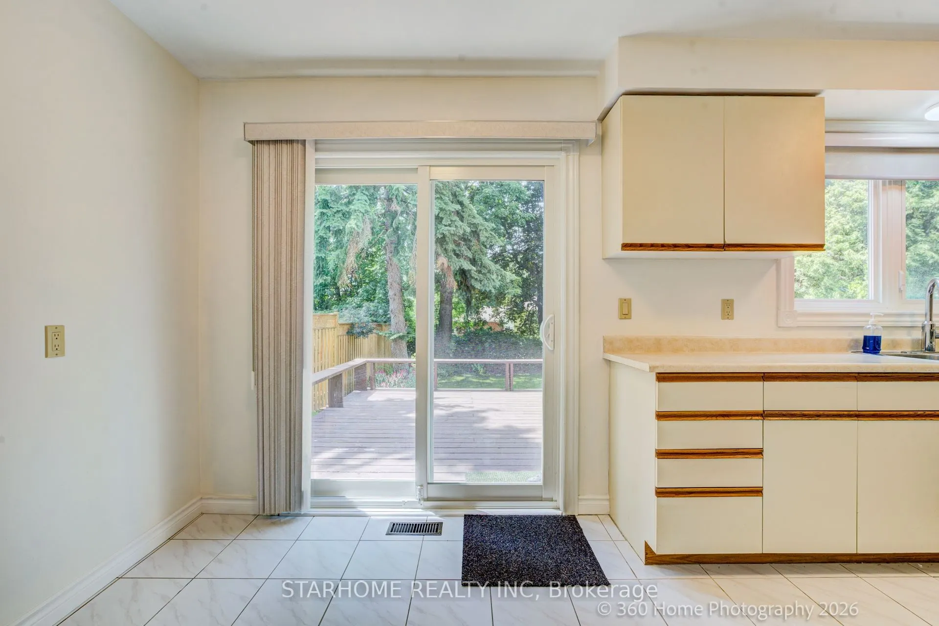 8 Shaughnessy Boulevard
