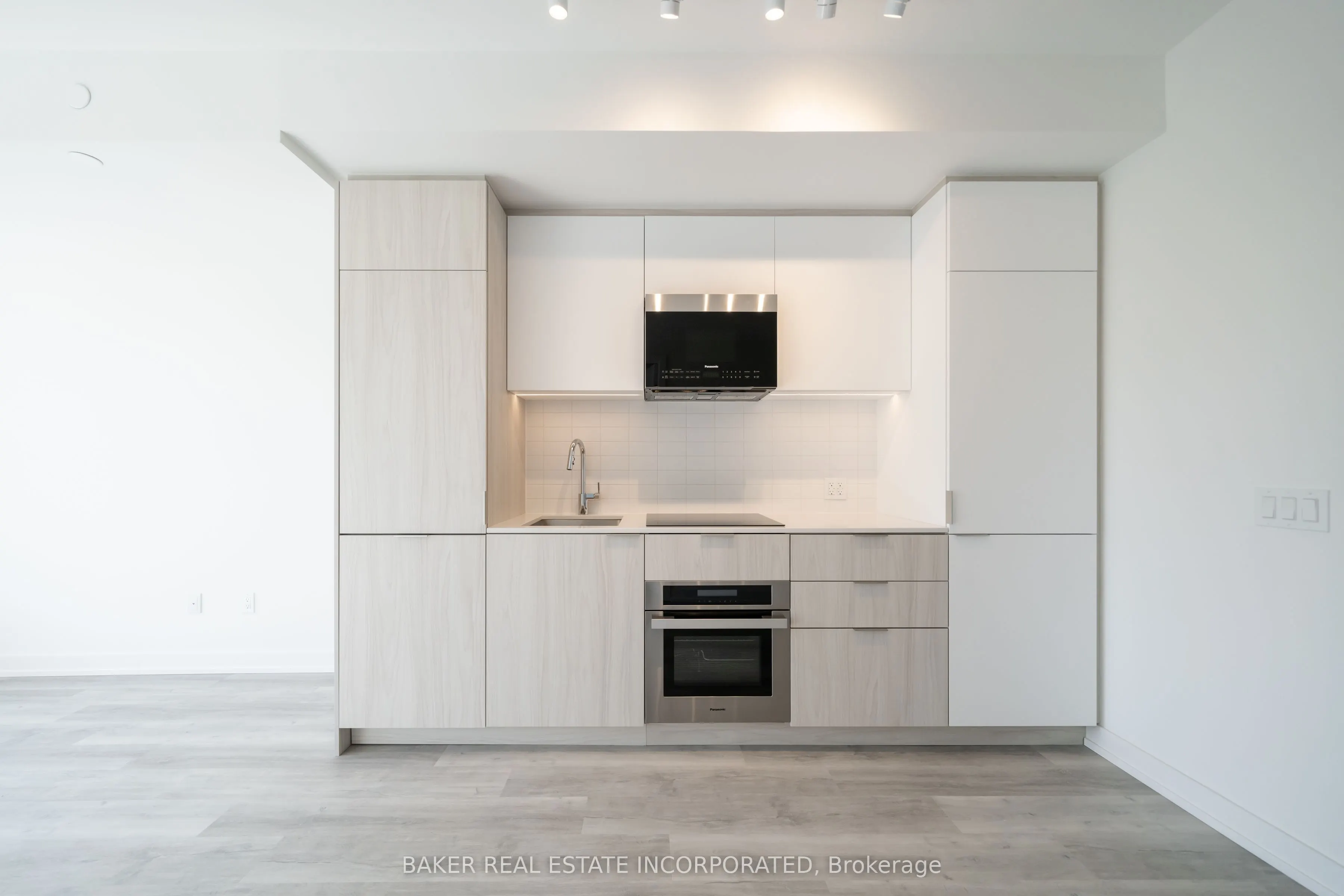 28 Eastern Avenue #211