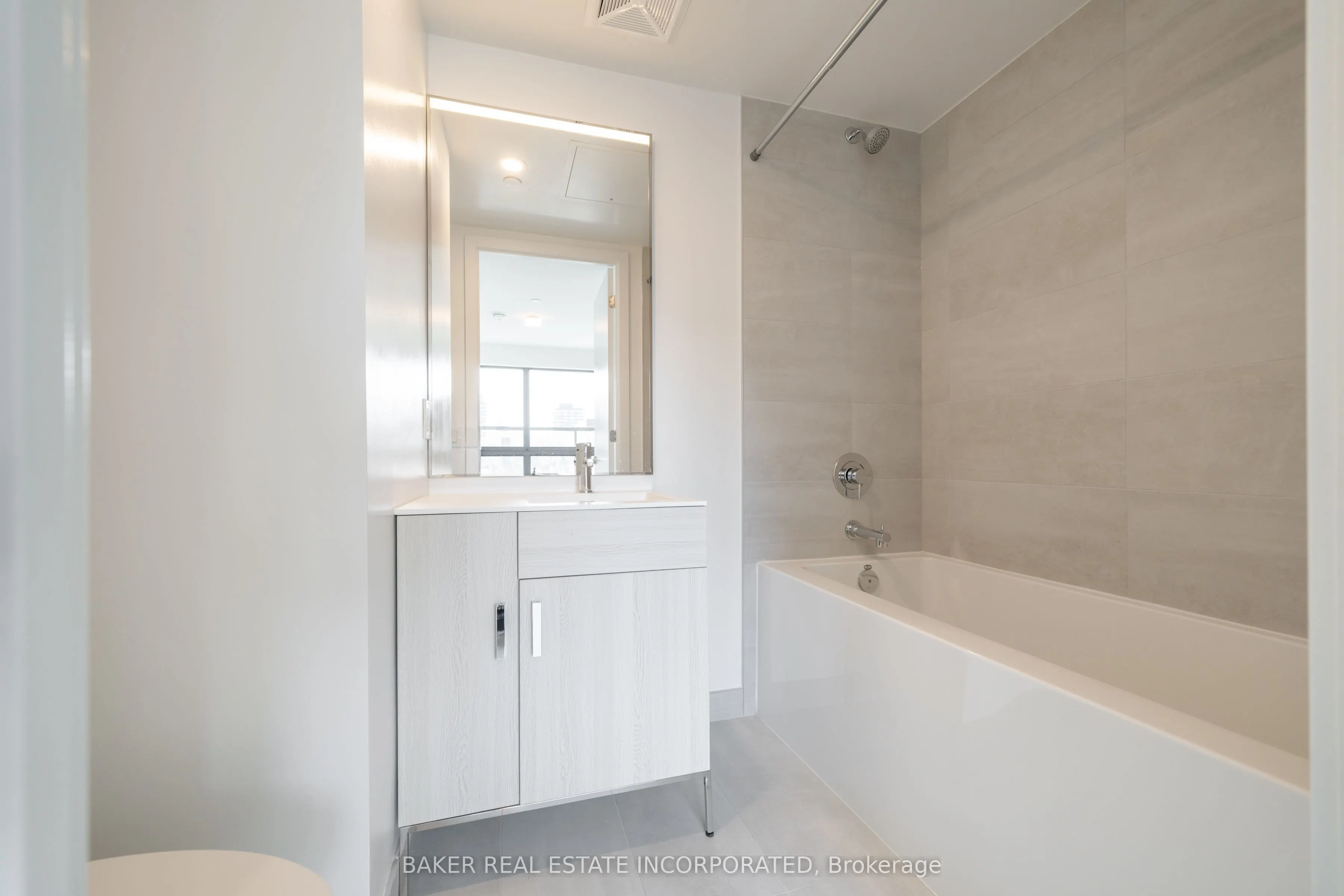 28 Eastern Avenue #211