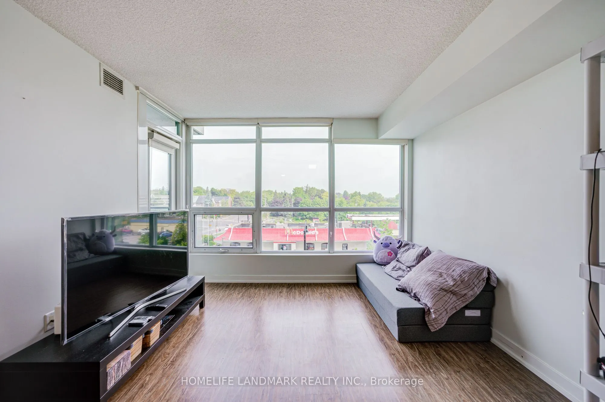 15 Singer Court #305