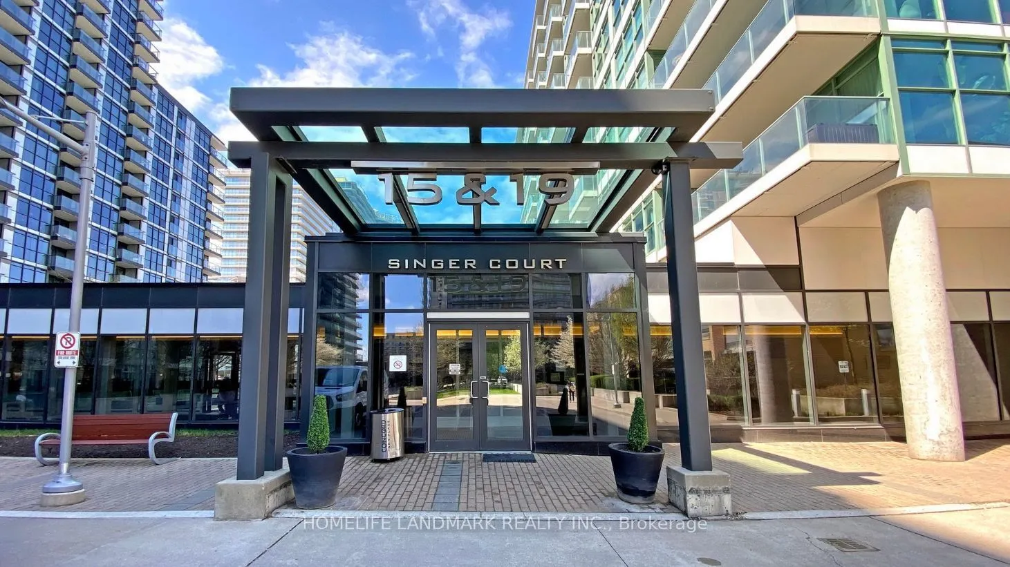 15 Singer Court #305