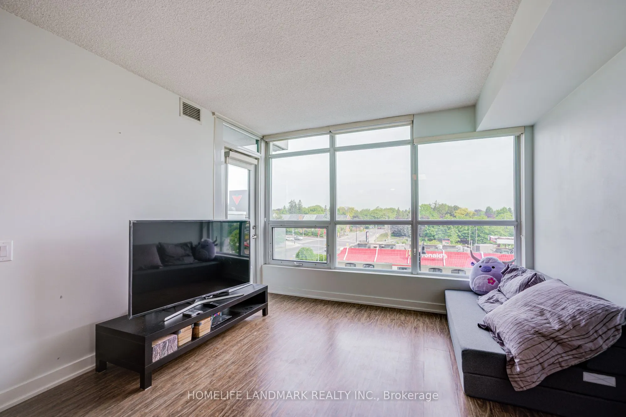 15 Singer Court #305