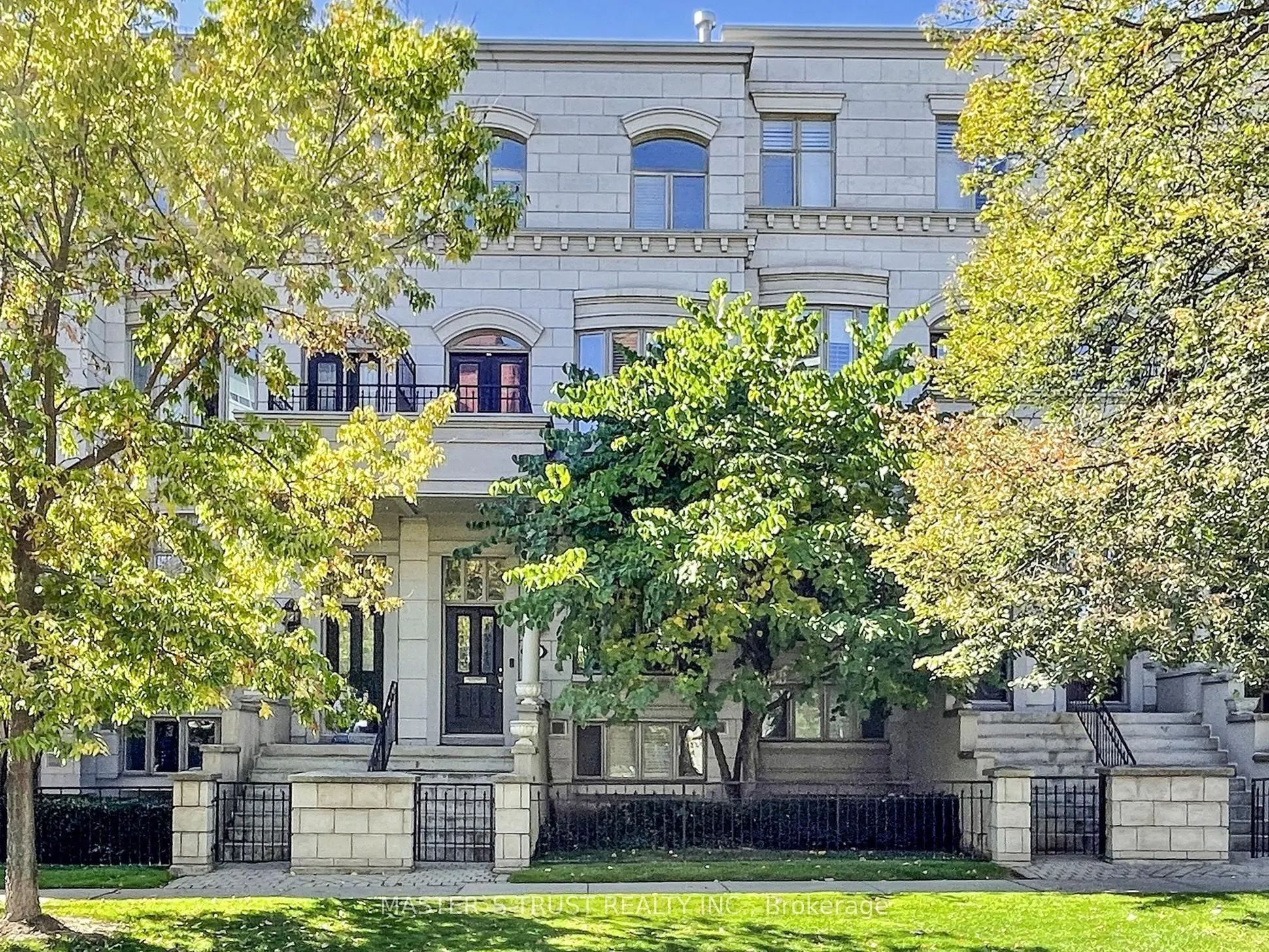 260 Russell Hill Road #11