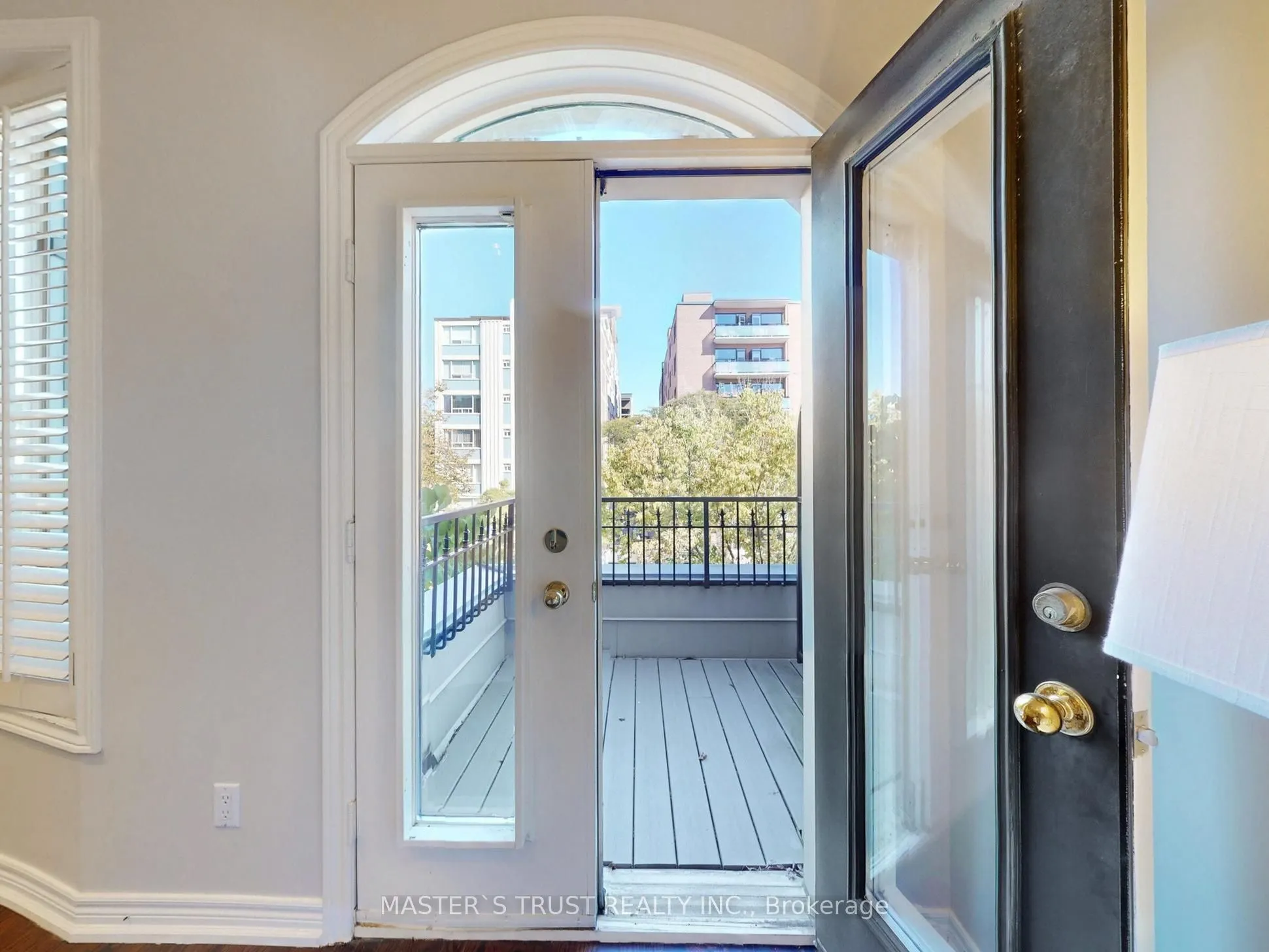 260 Russell Hill Road #11