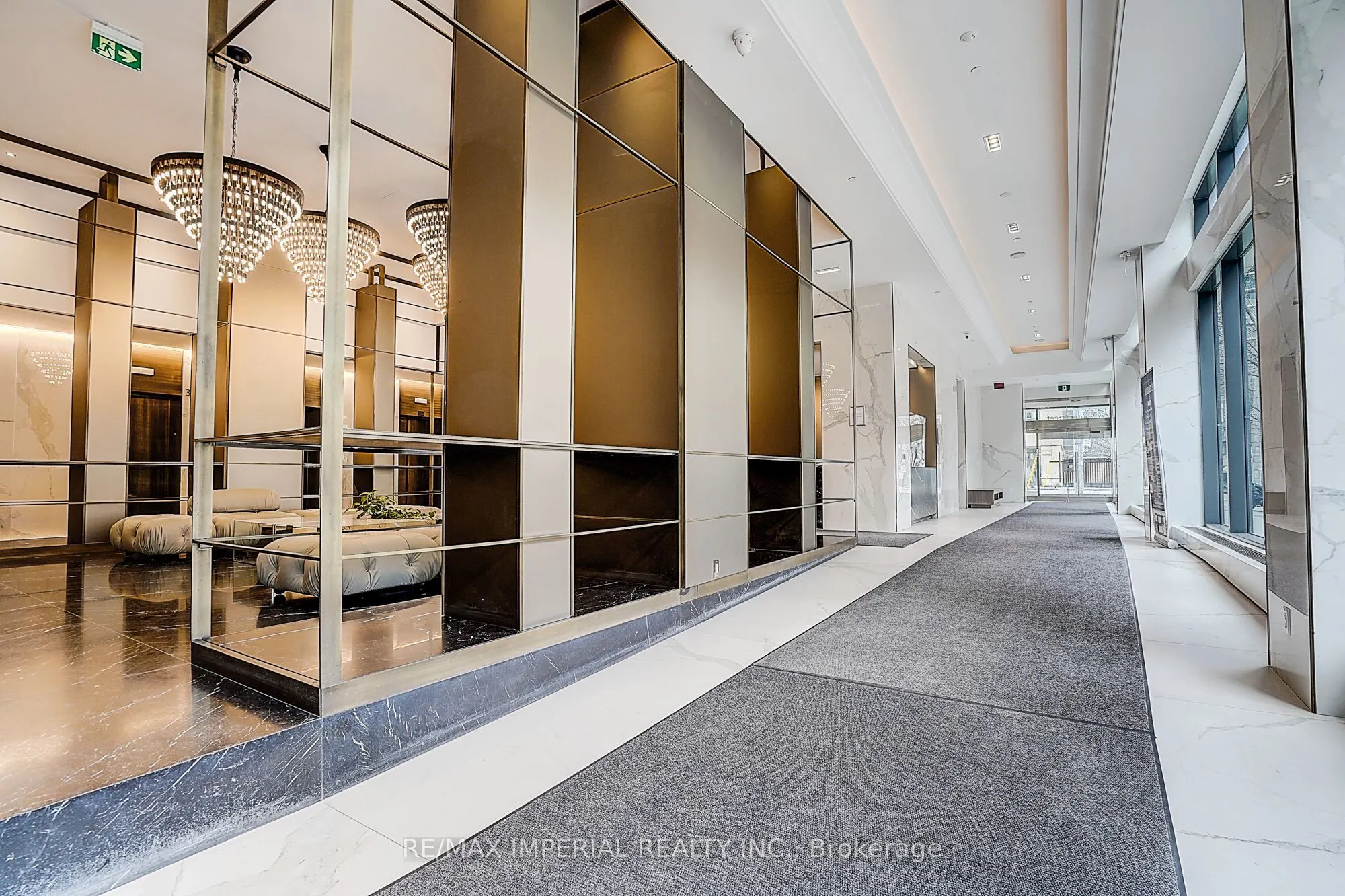 77 Shuter Street #710