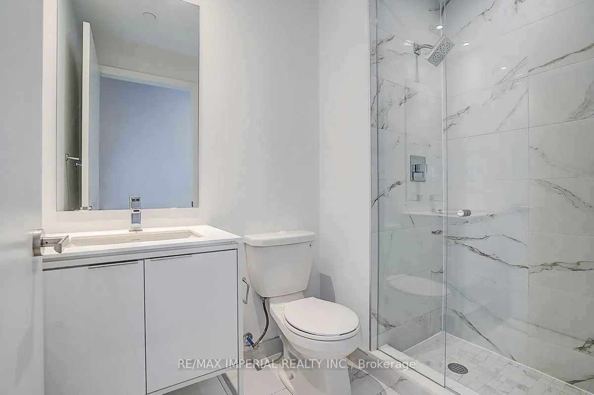 77 Shuter Street #710