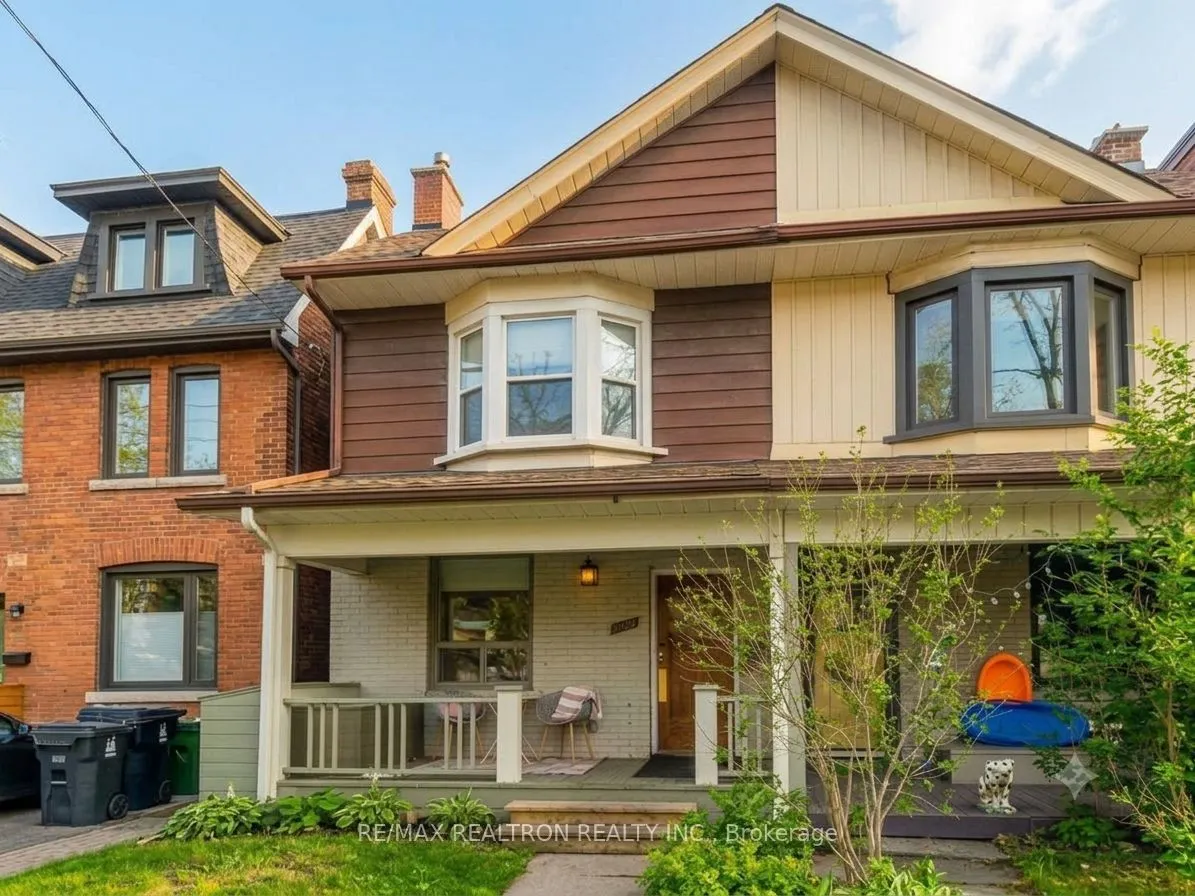 1047 Davenport Road