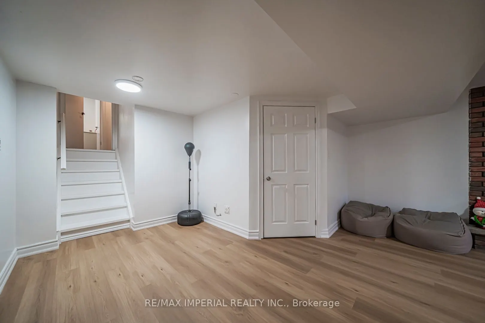 4 Quincy Crescent
