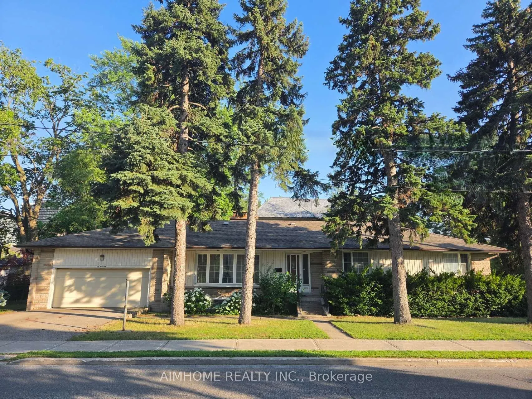 25 Burbank Drive