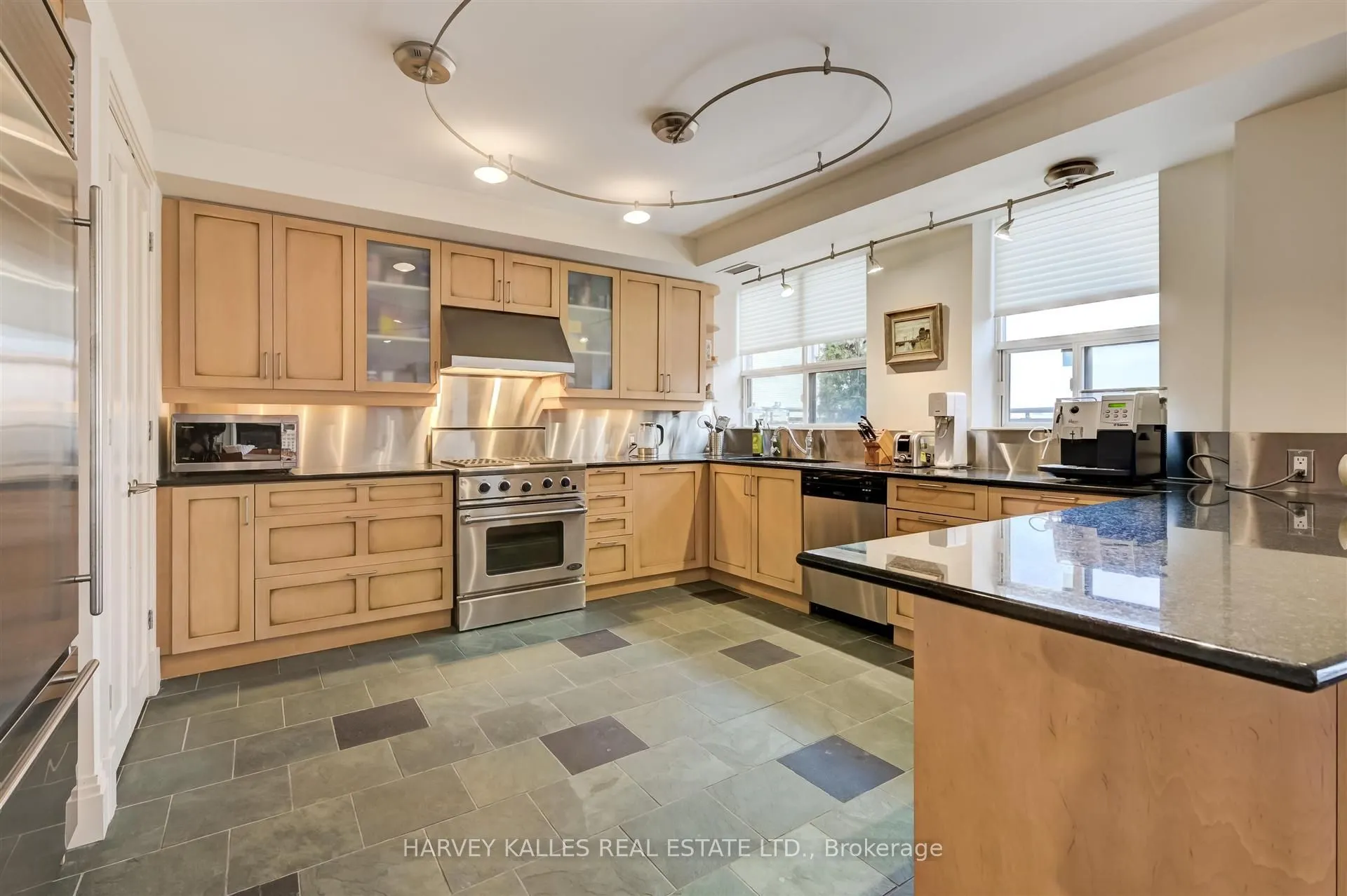 99 Avenue Road #708
