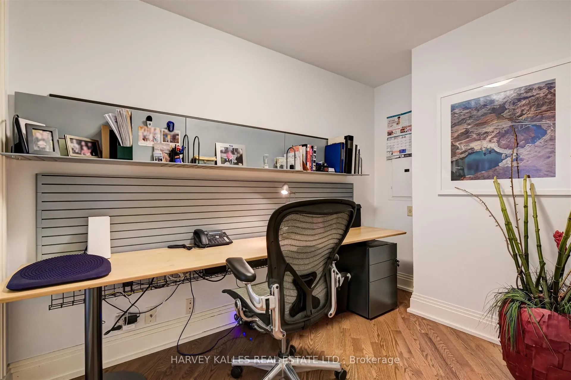 99 Avenue Road #708