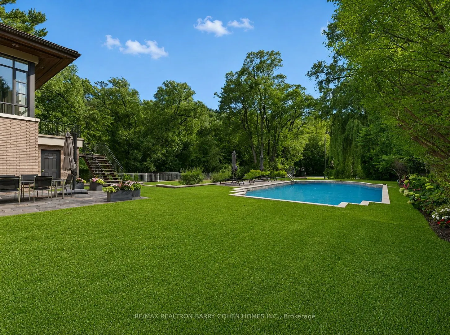 17 Alderbrook Drive