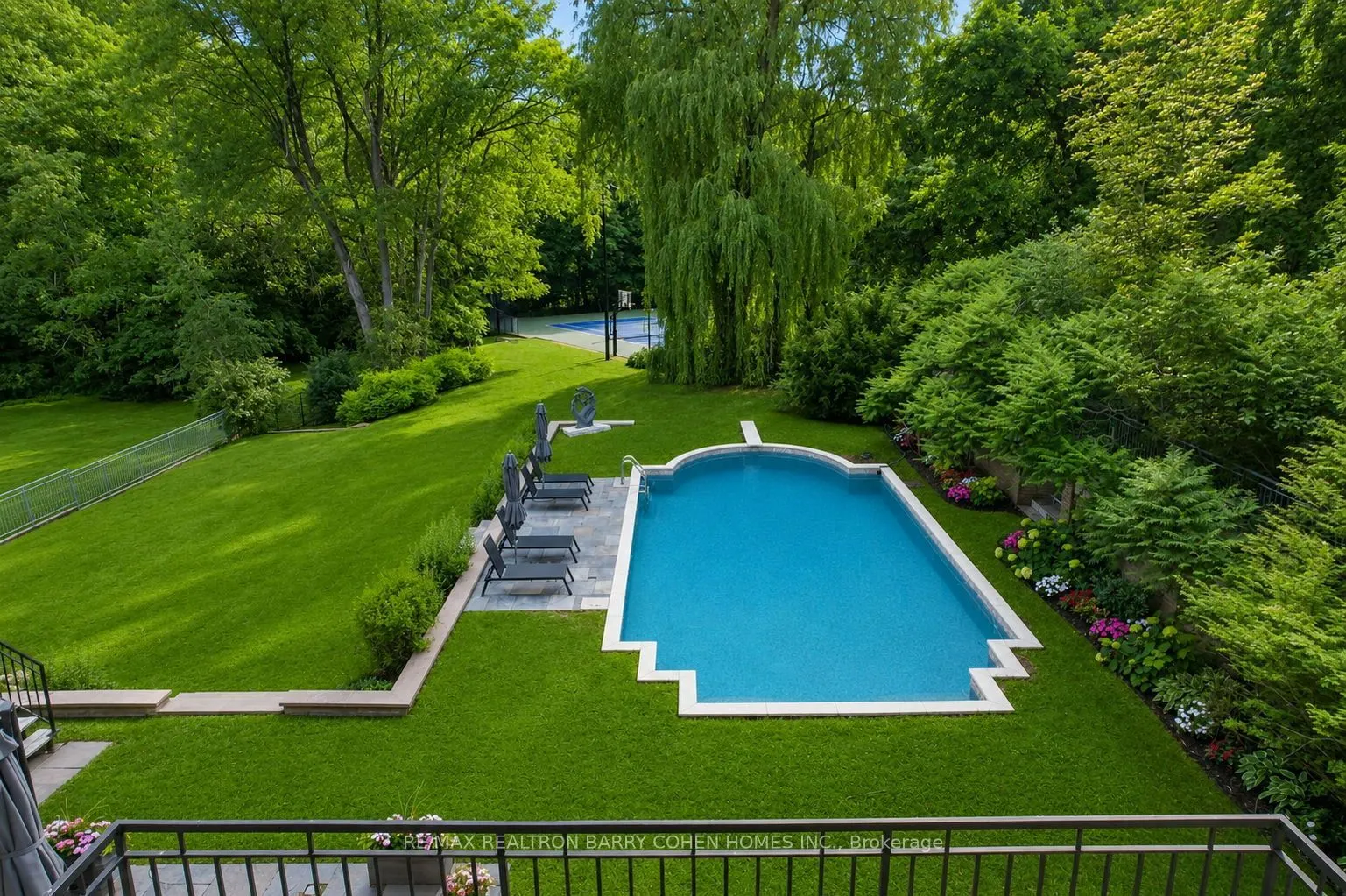 17 Alderbrook Drive