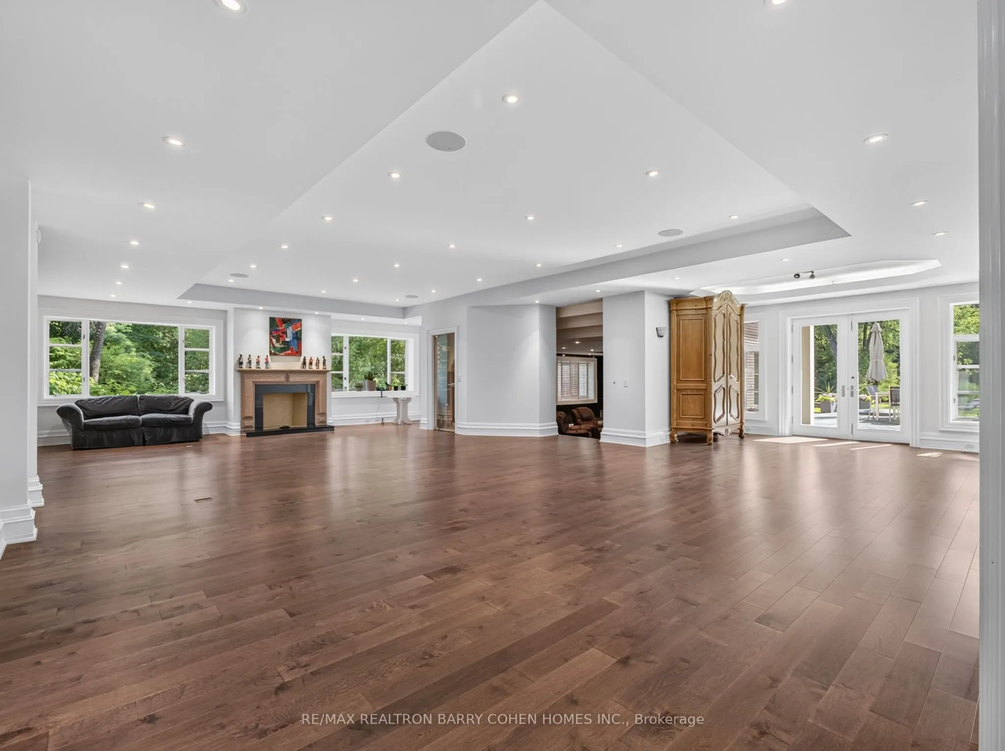 17 Alderbrook Drive