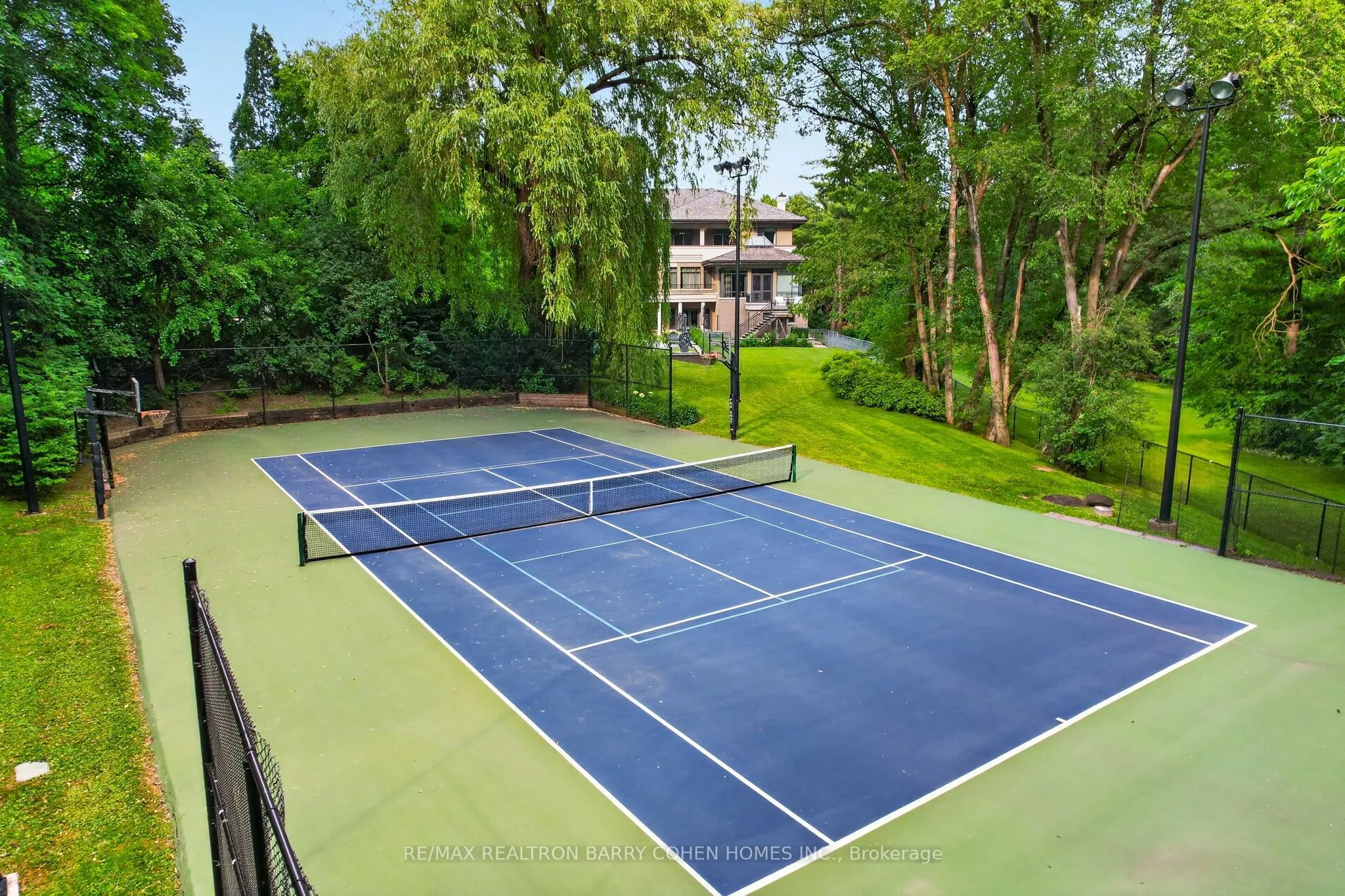 17 Alderbrook Drive