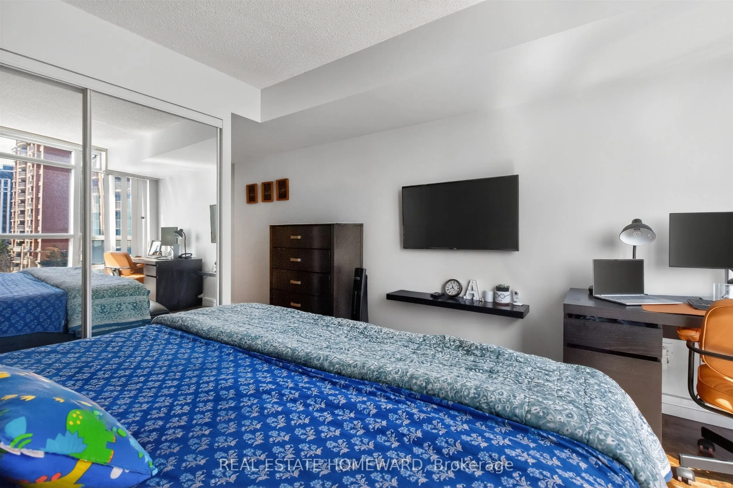 30 Harrison Garden Boulevard #602