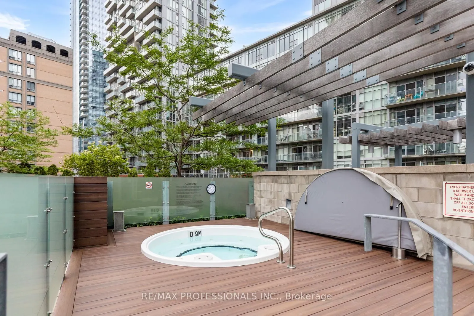 30 Nelson Street #325