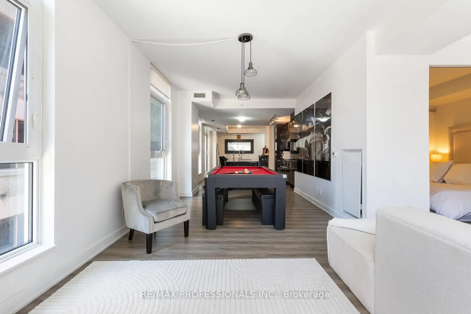 30 Nelson Street #325