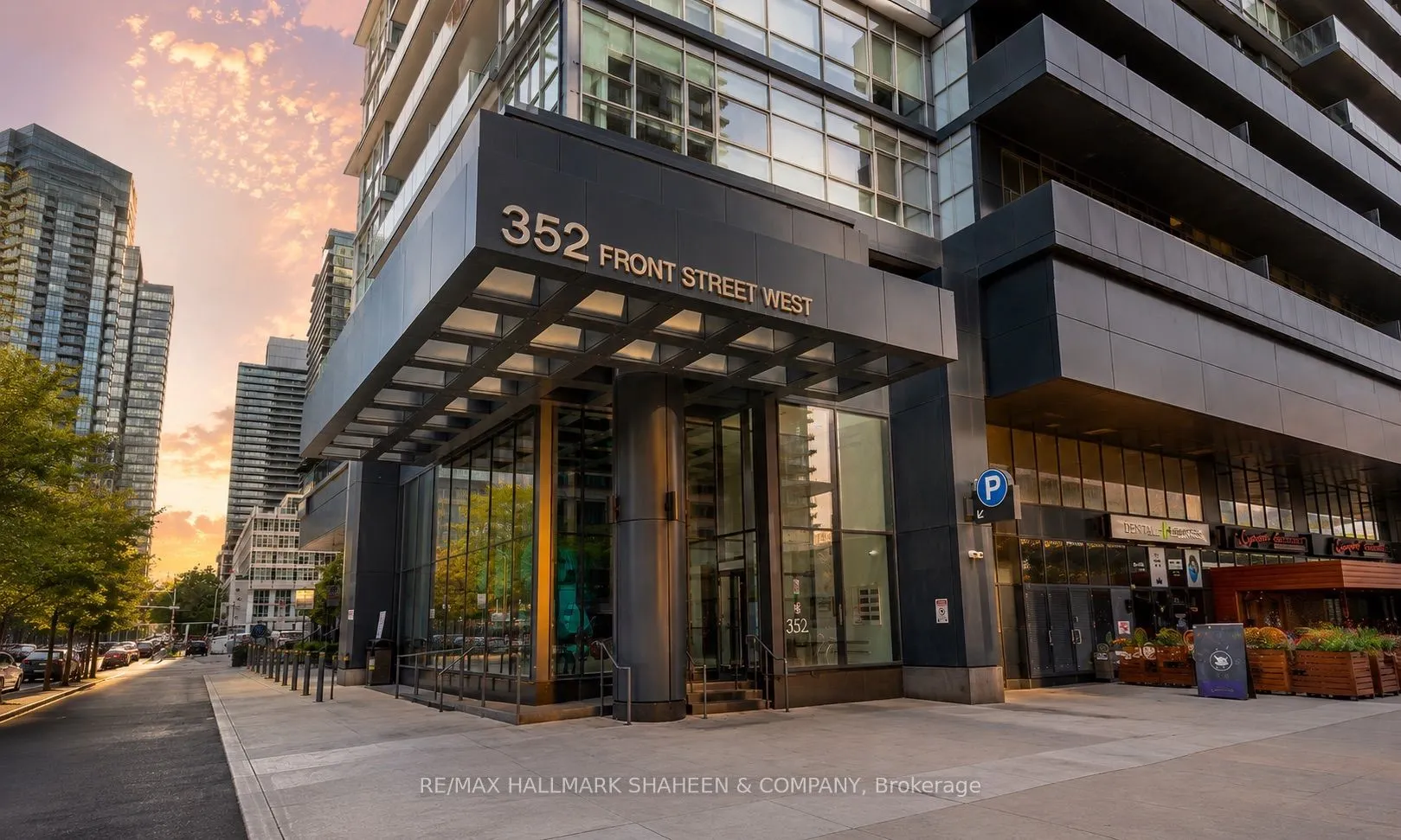 352 Front Street W #1815