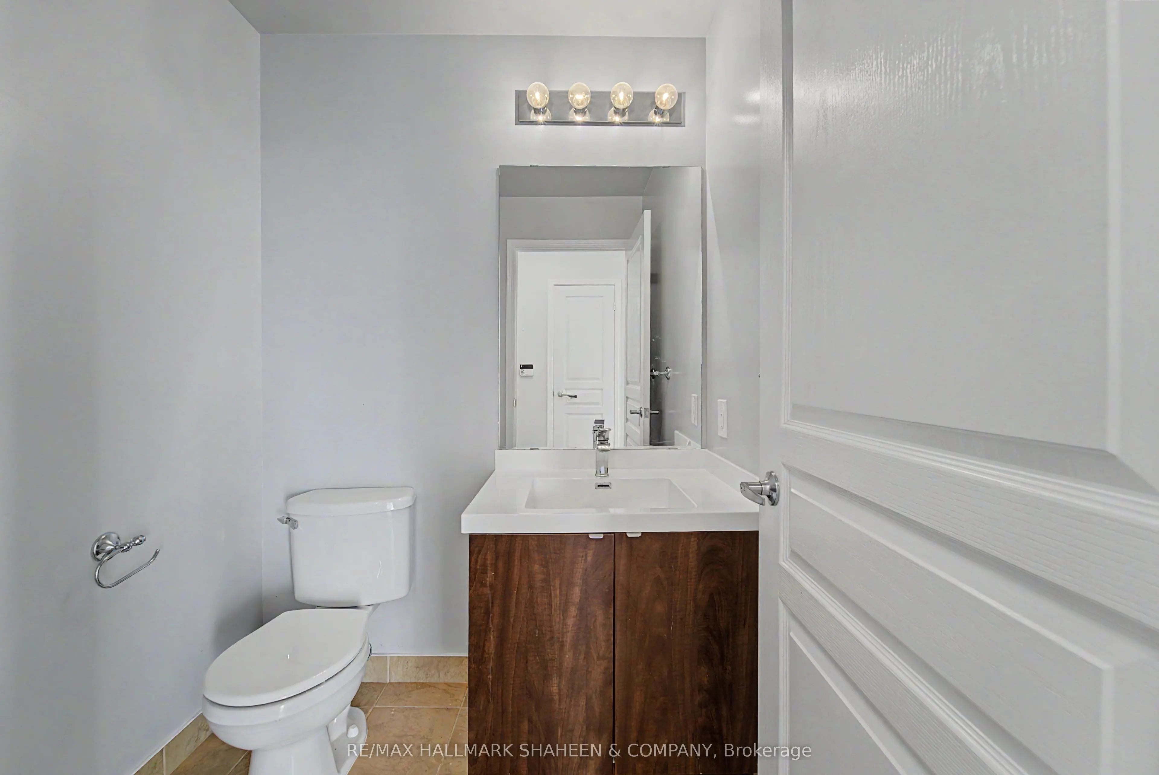 352 Front Street W #1815