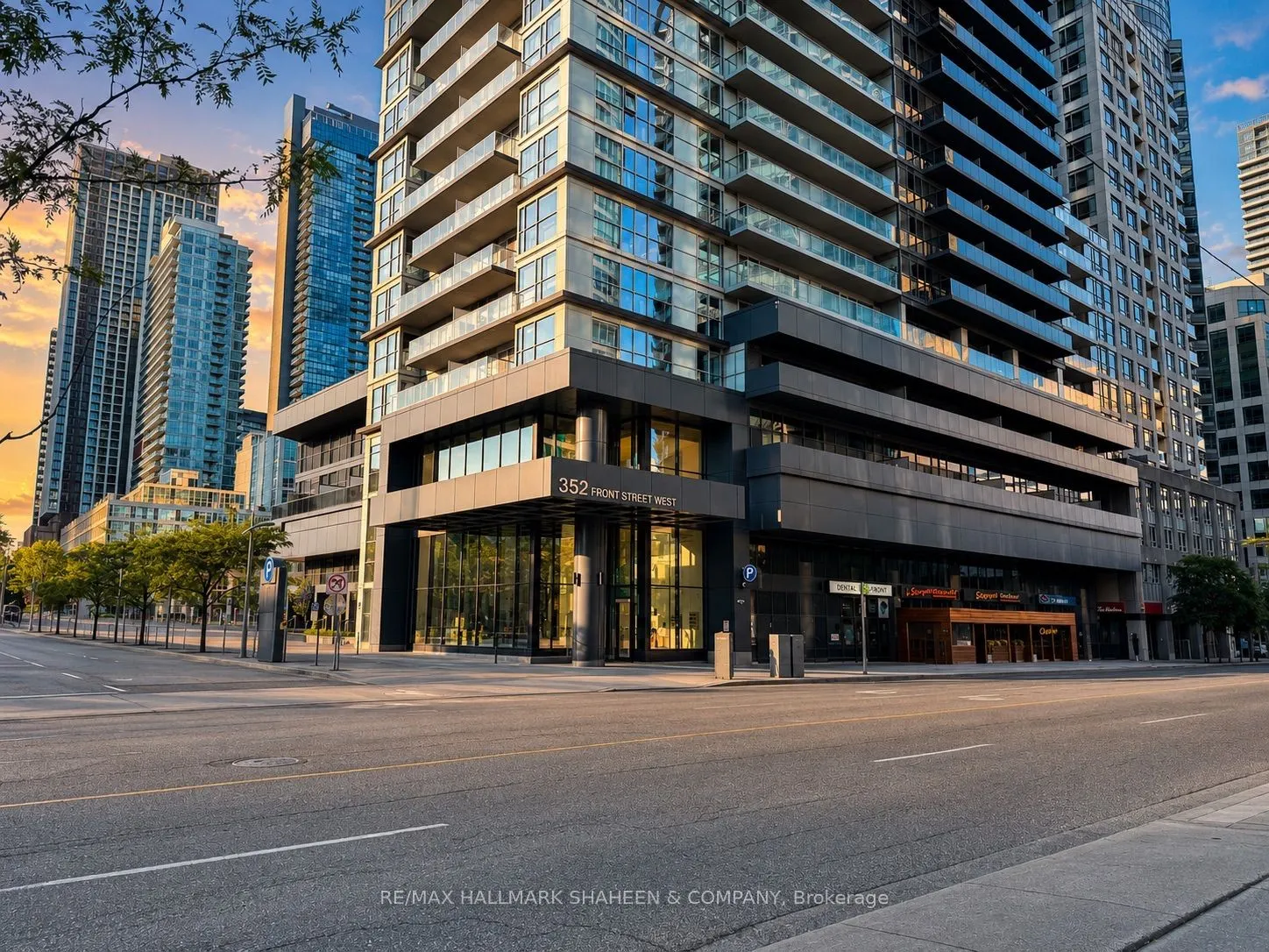 352 Front Street W #1815