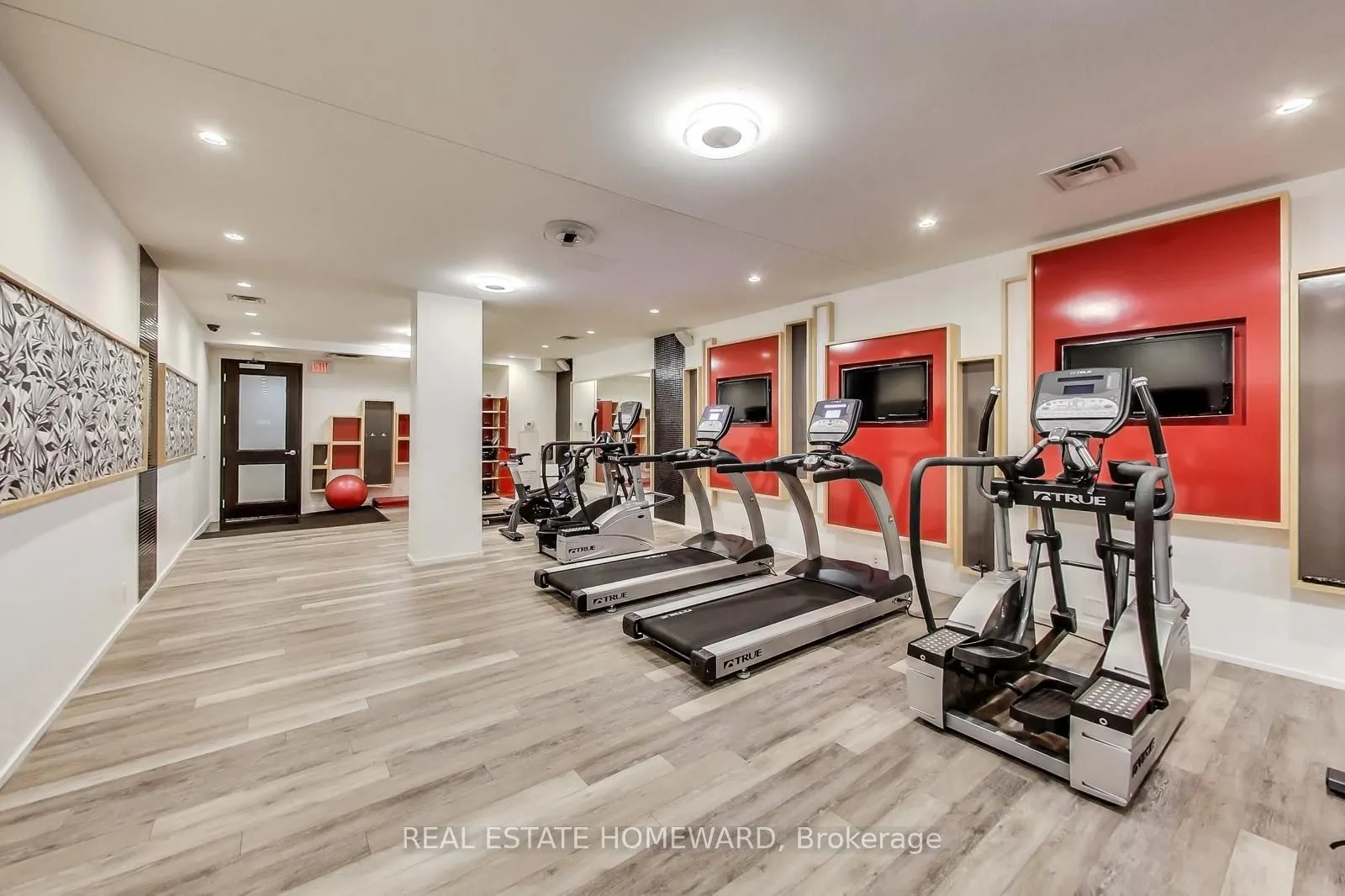 549 King Street E #310