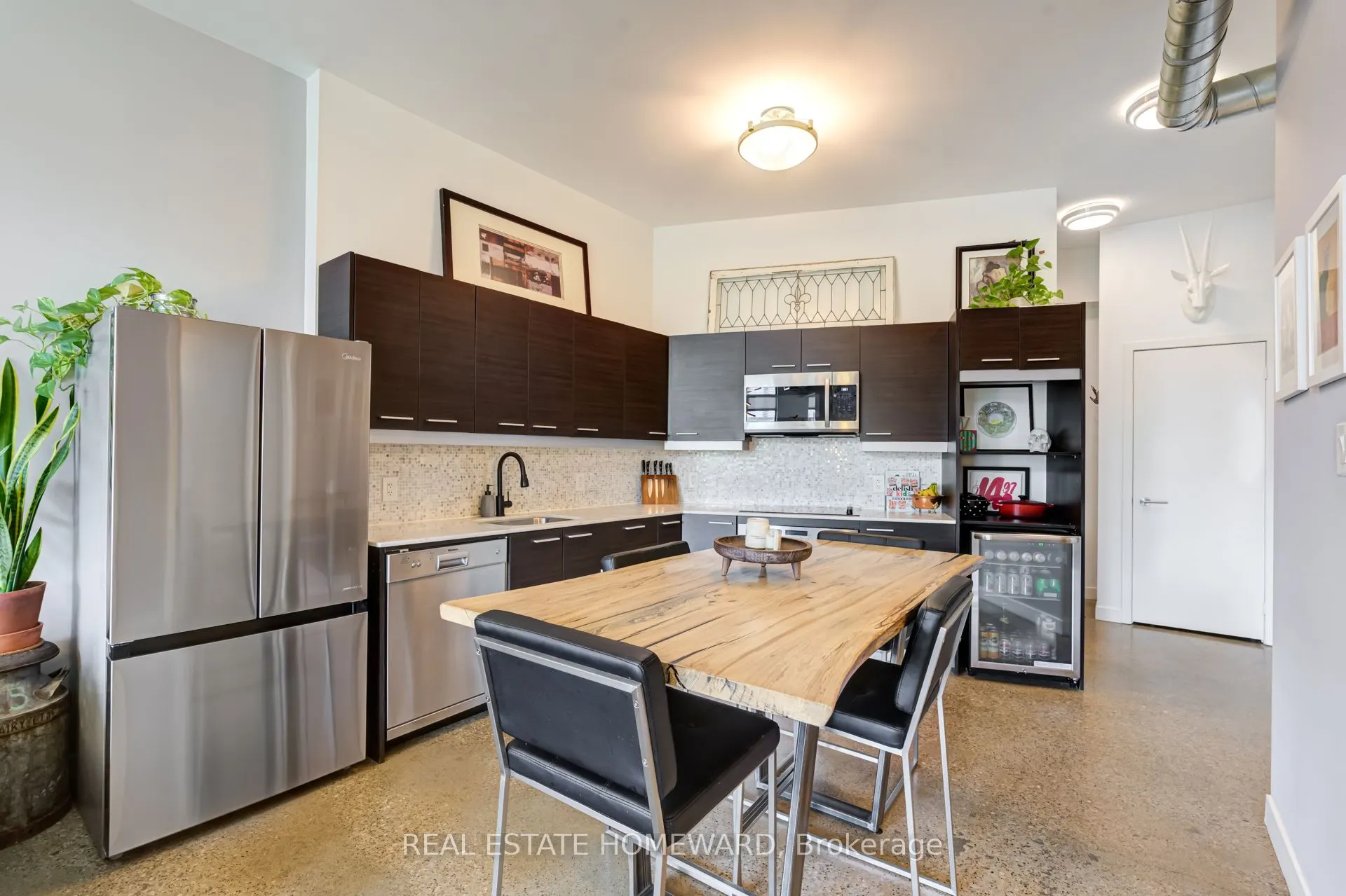 549 King Street E #310