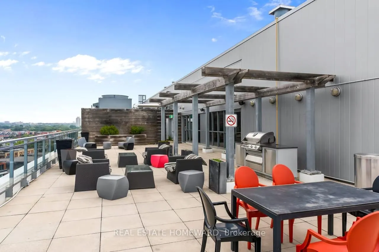549 King Street E #310