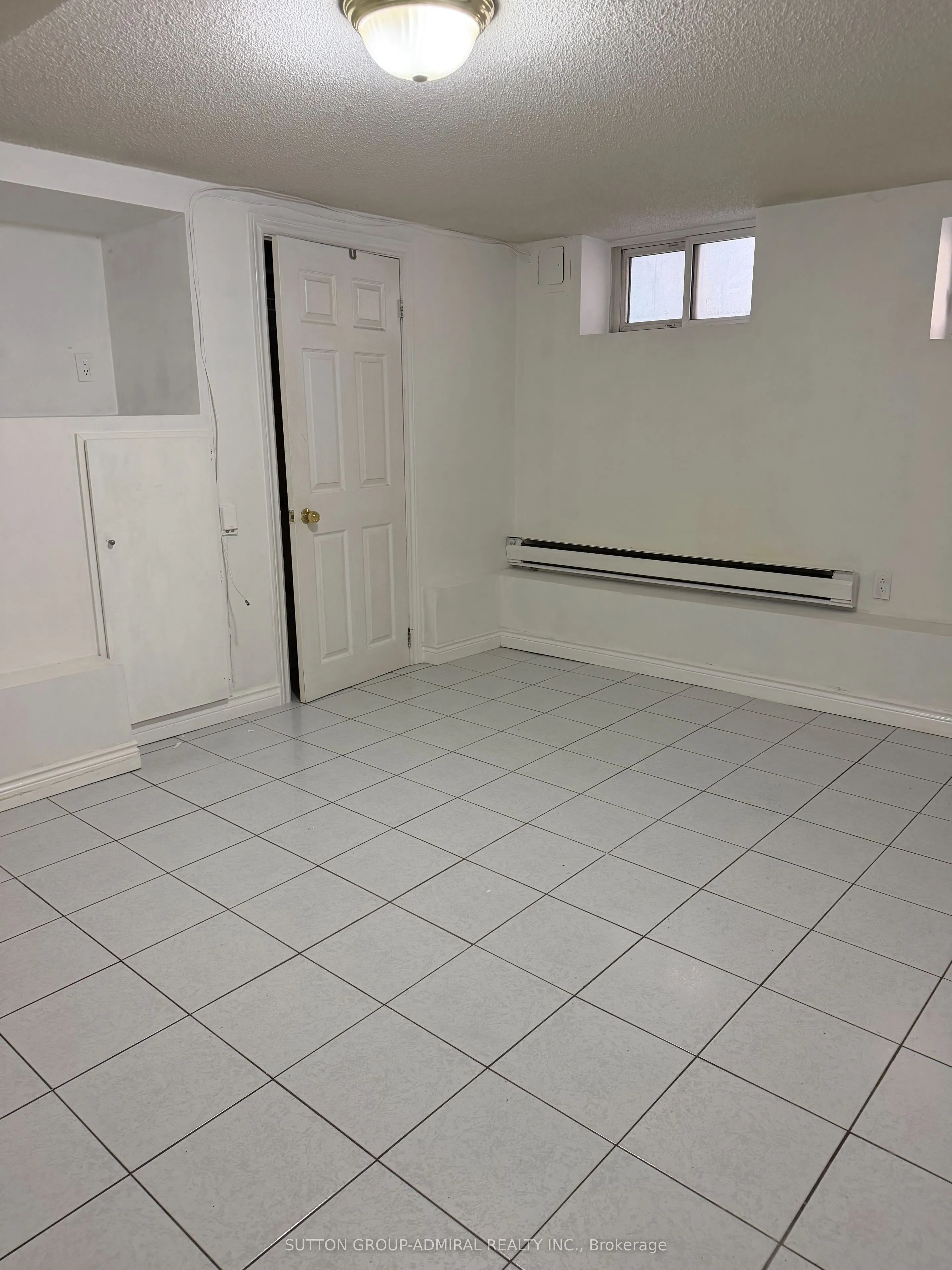1188 Avenue Road #B