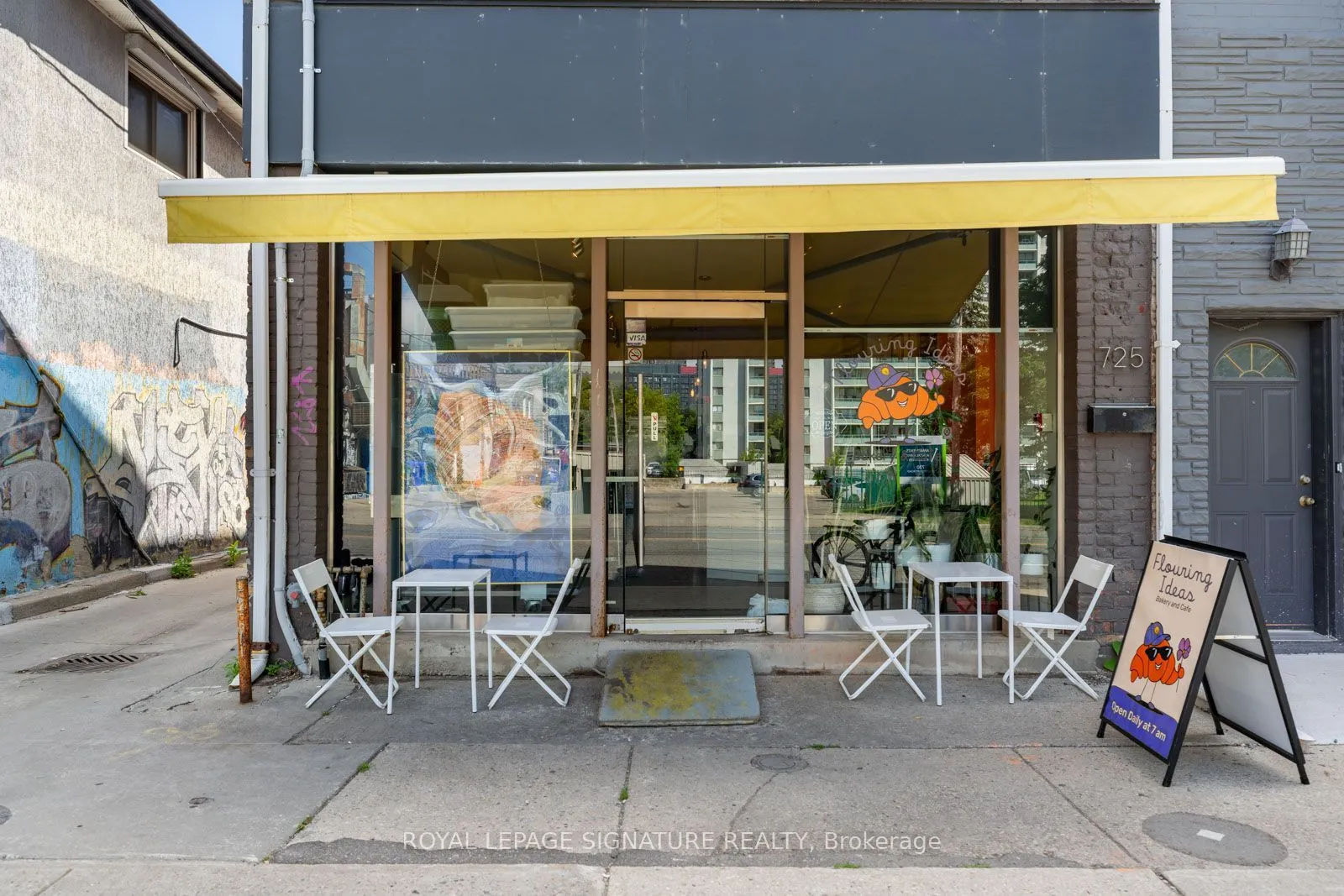 725 Dovercourt Road