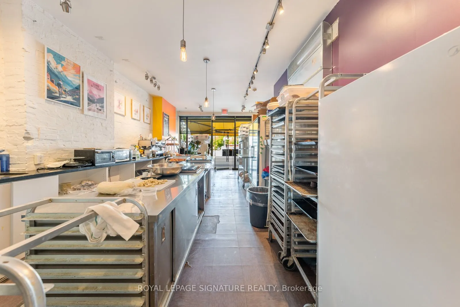 725 Dovercourt Road