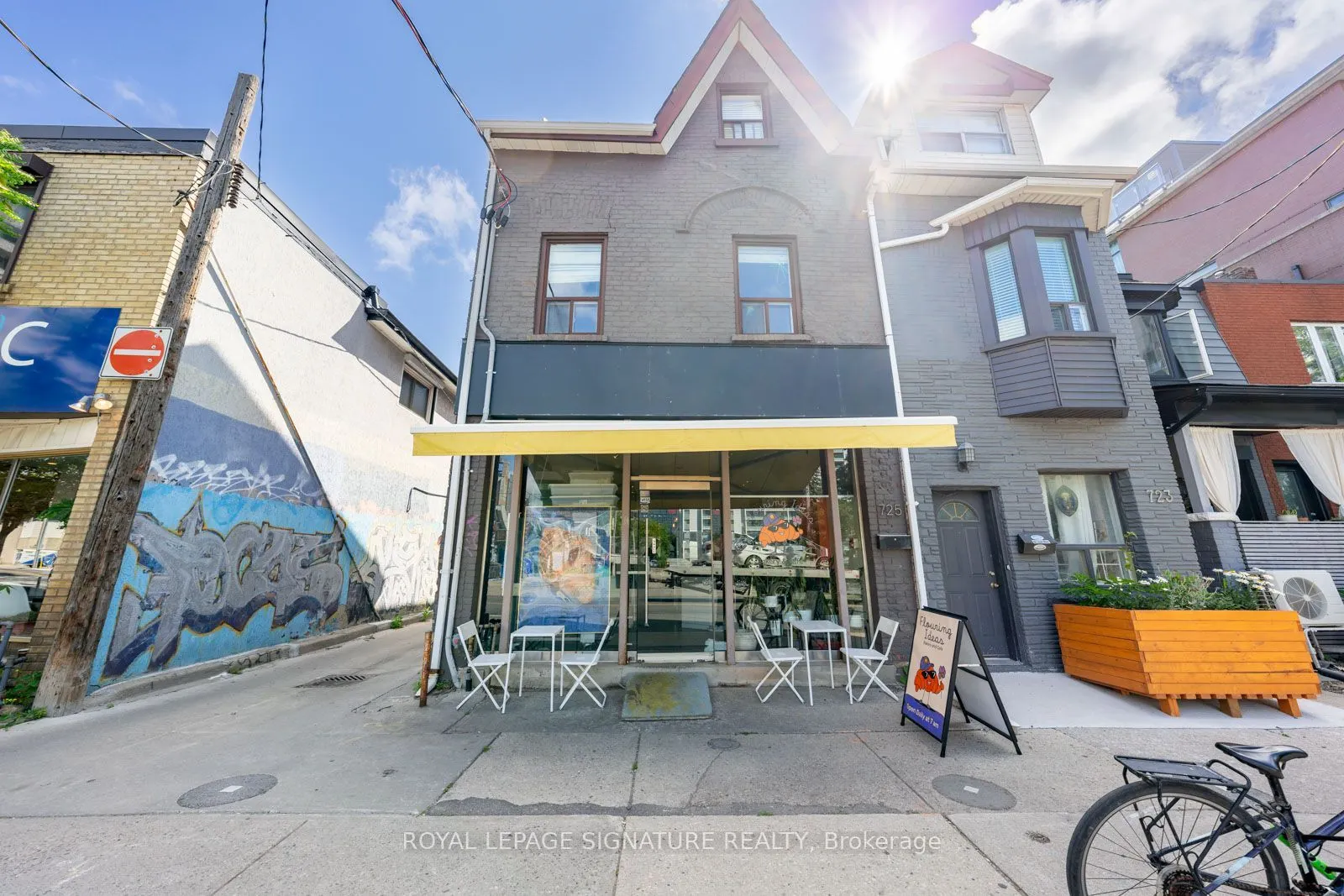 725 Dovercourt Road