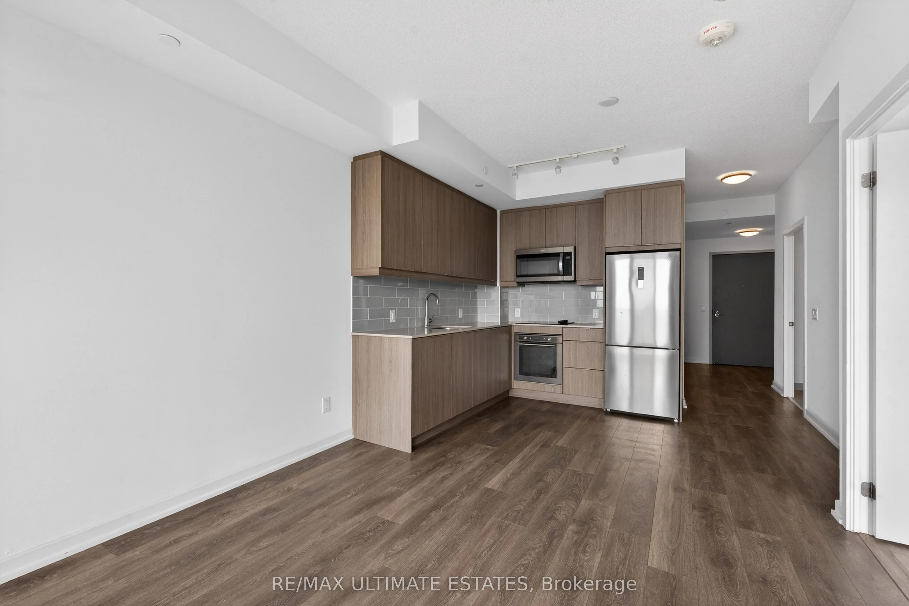 32 Forest Manor Road #1809