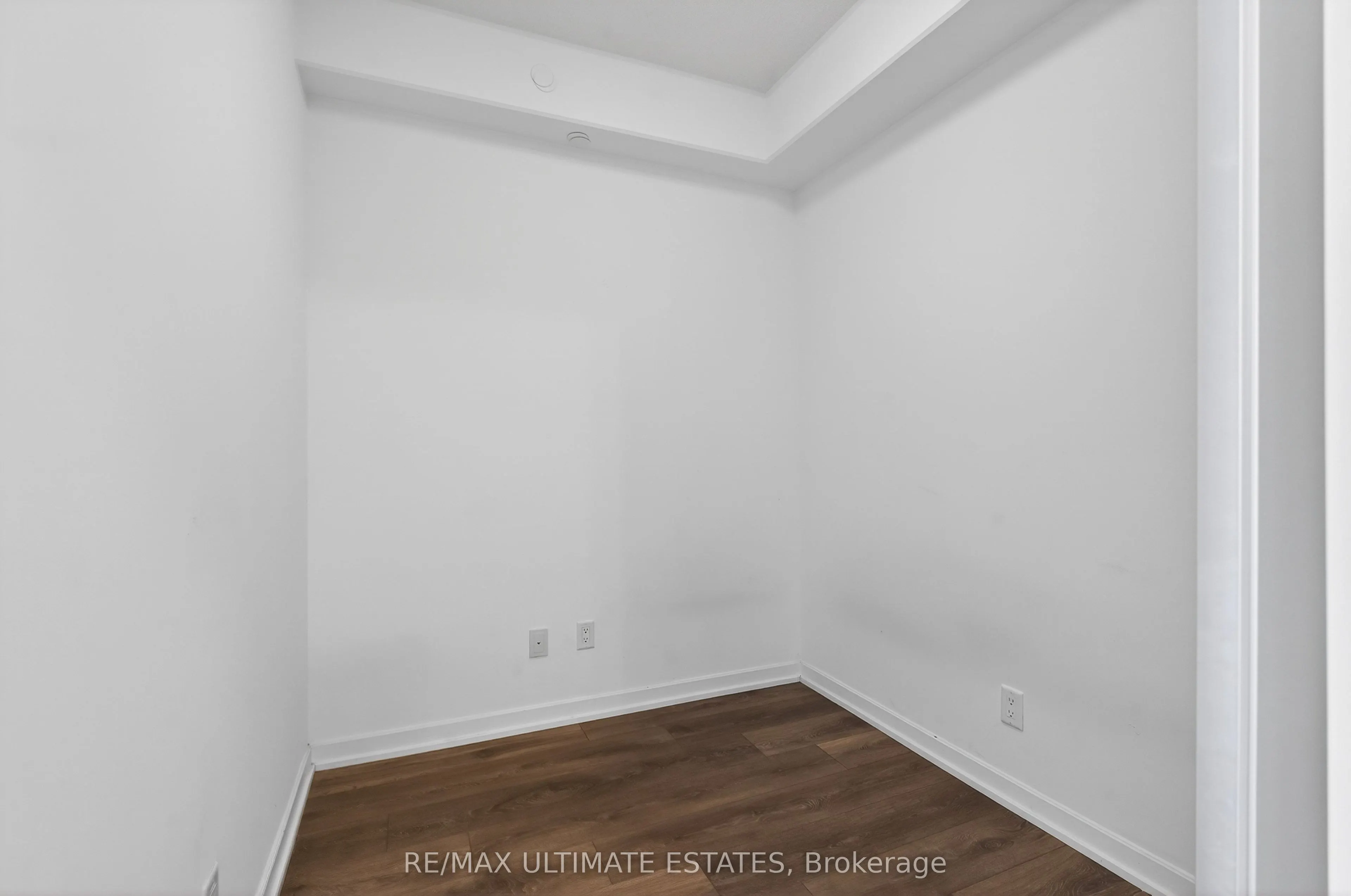 32 Forest Manor Road #1809