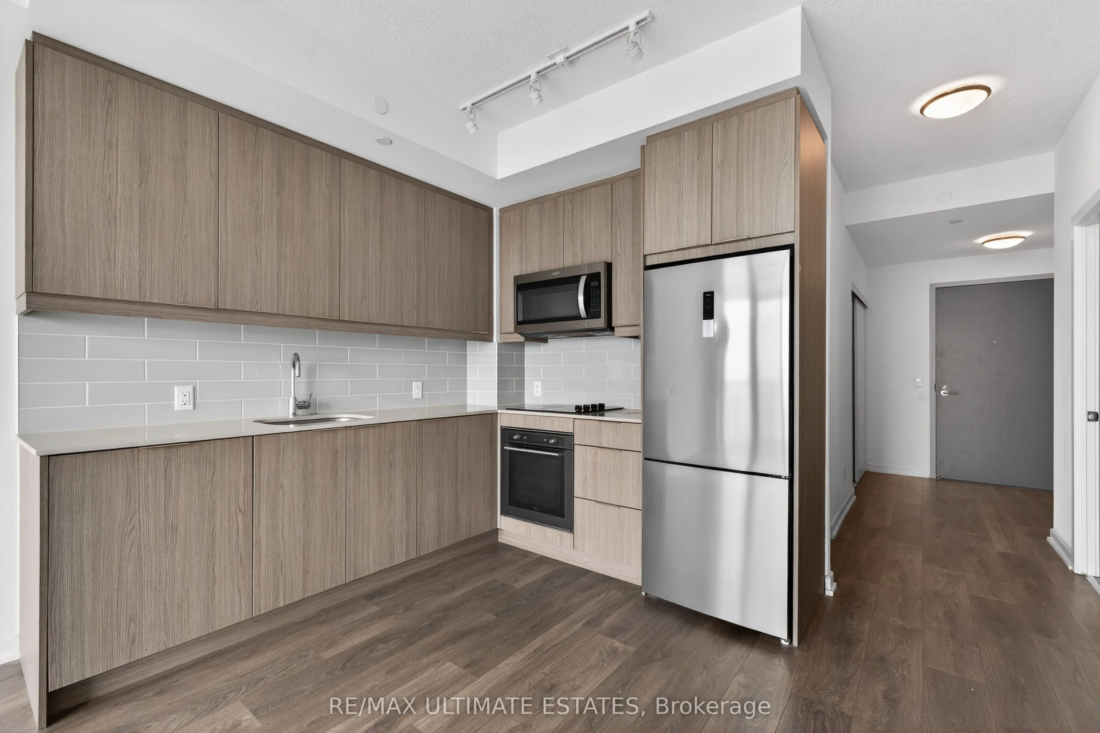 32 Forest Manor Road #1809