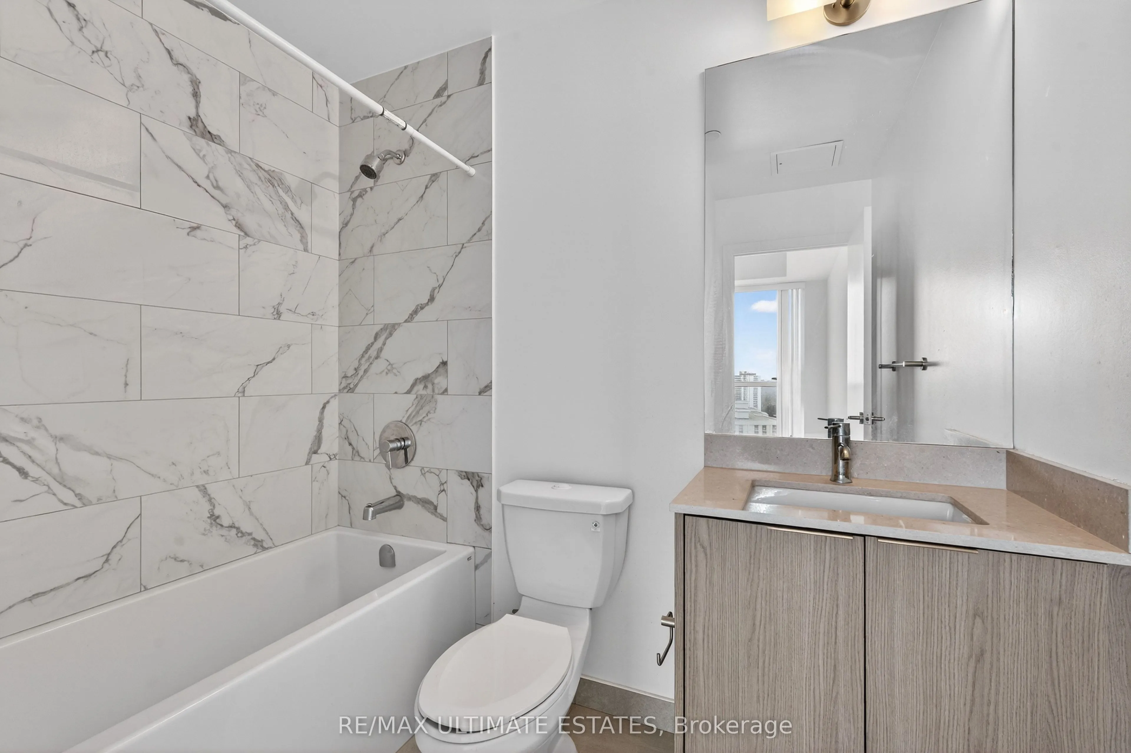 32 Forest Manor Road #1809