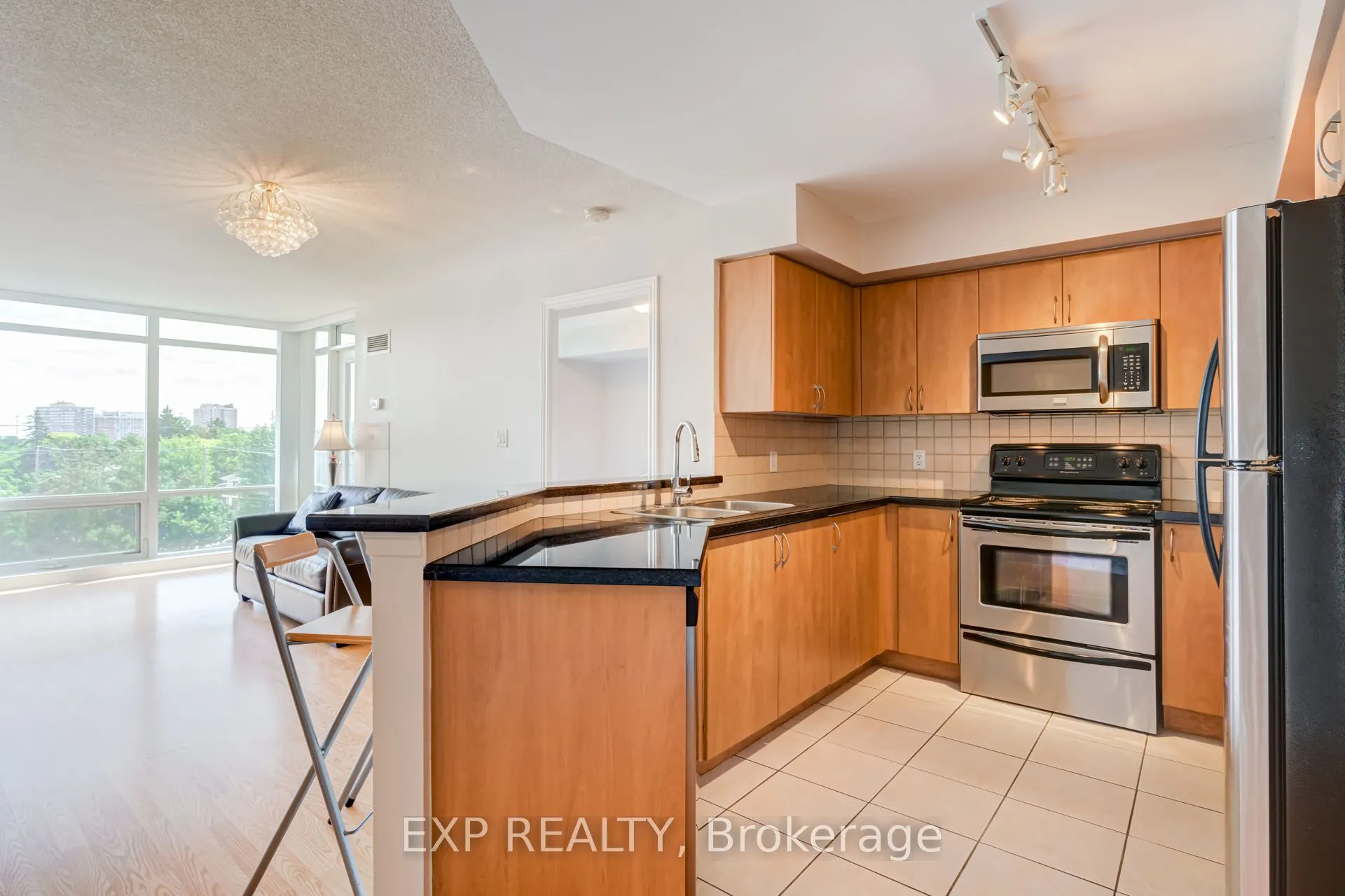 3840 Bathurst Street #506
