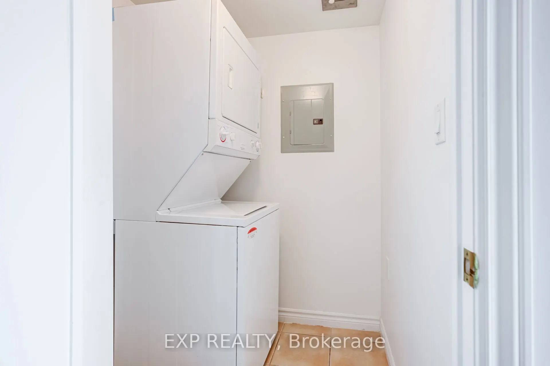 3840 Bathurst Street #506