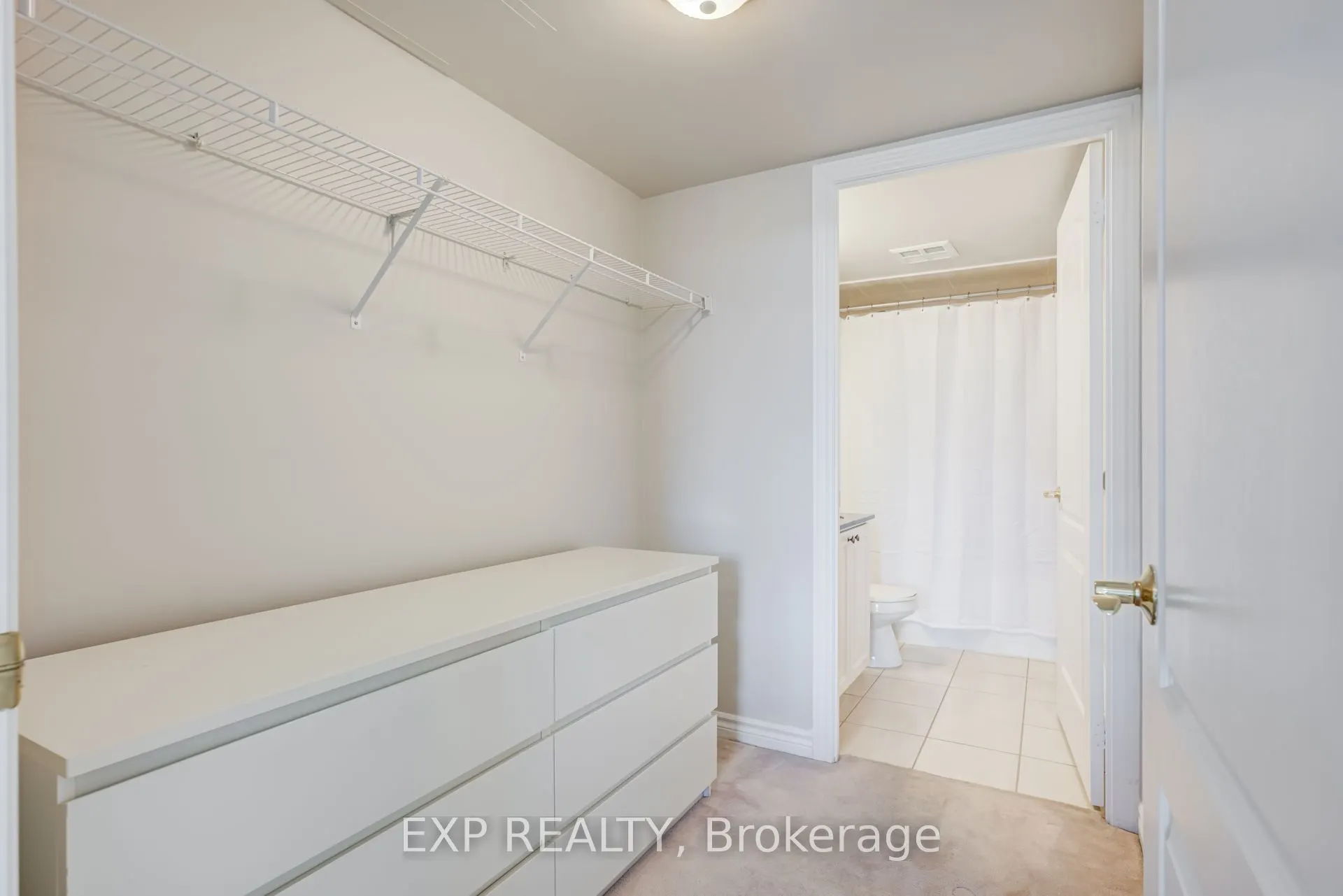 3840 Bathurst Street #506