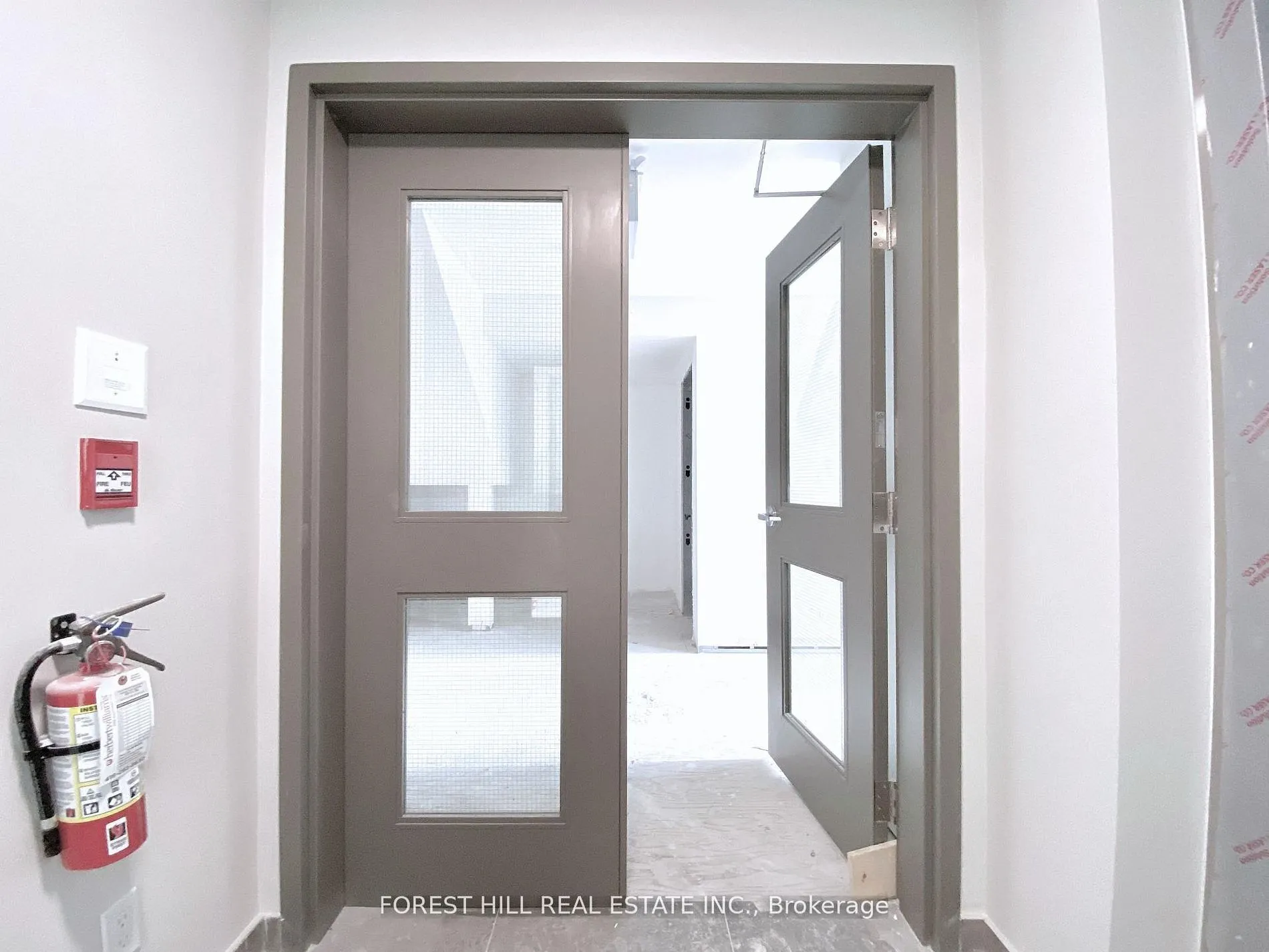 3429 Yonge Street #3
