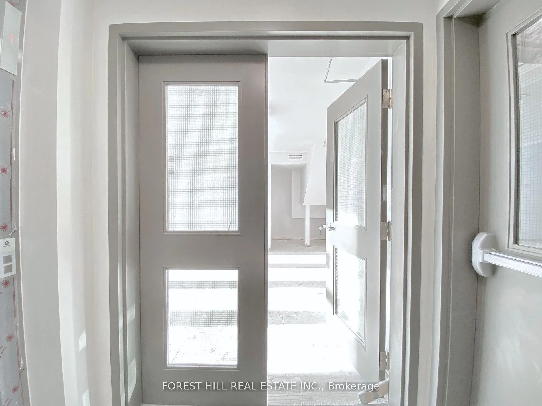 3429 Yonge Street #3