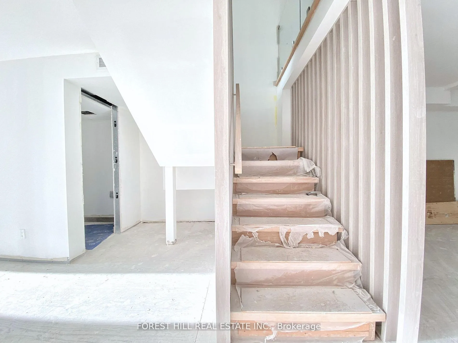 3429 Yonge Street #3