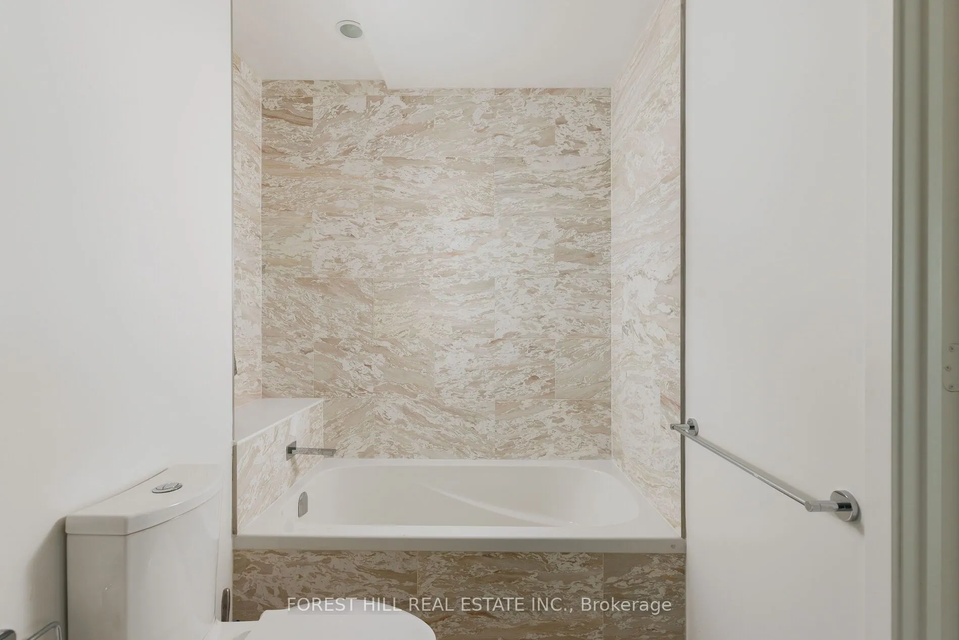 1 Bloor Street E #6805