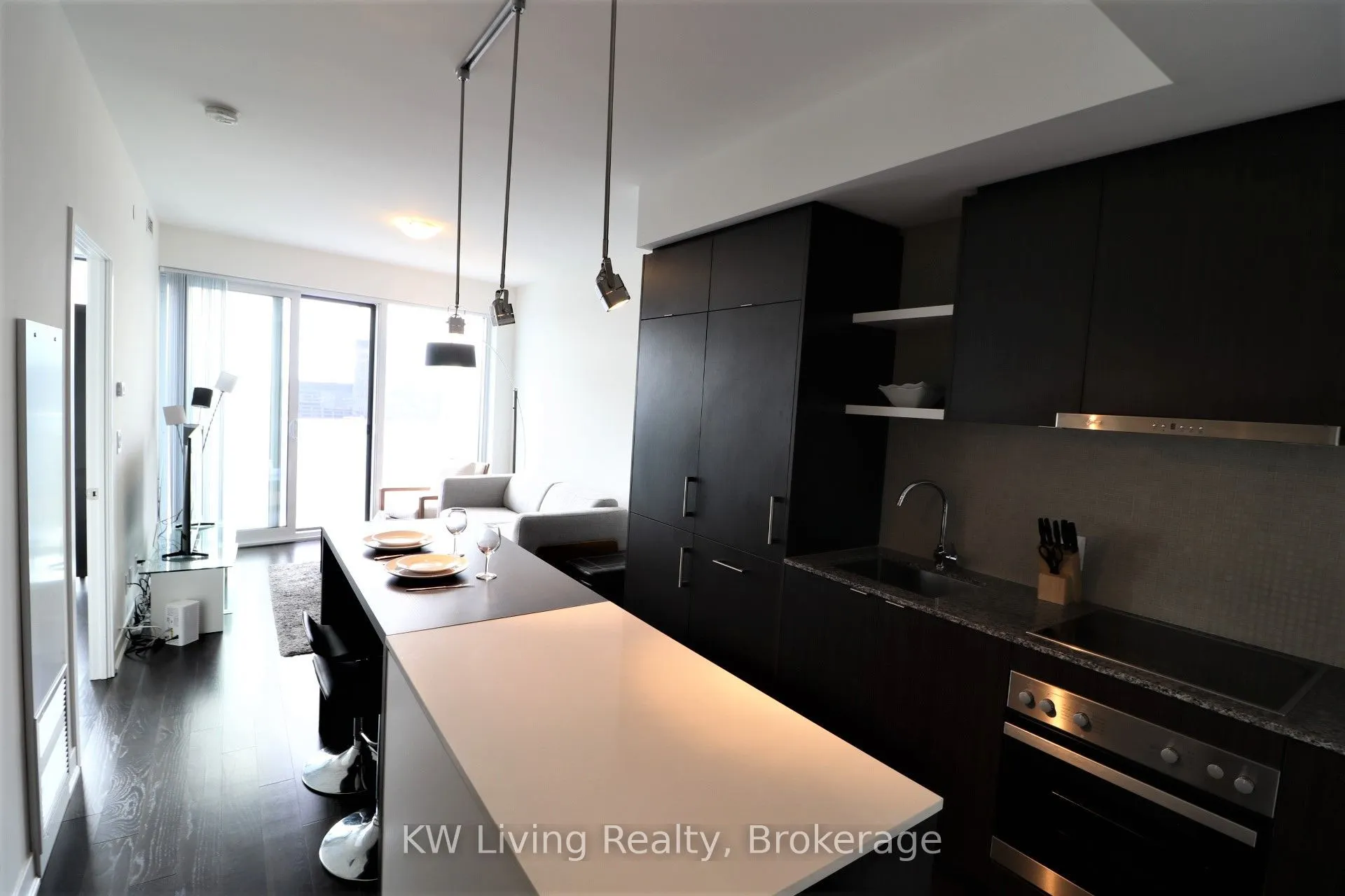 88 Harbour Street E #6703