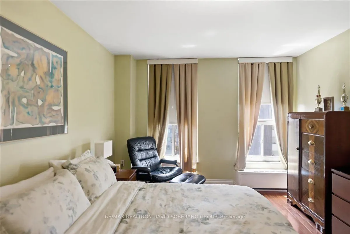 130 Neptune Drive #601