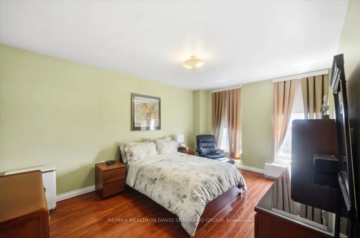 130 Neptune Drive #601