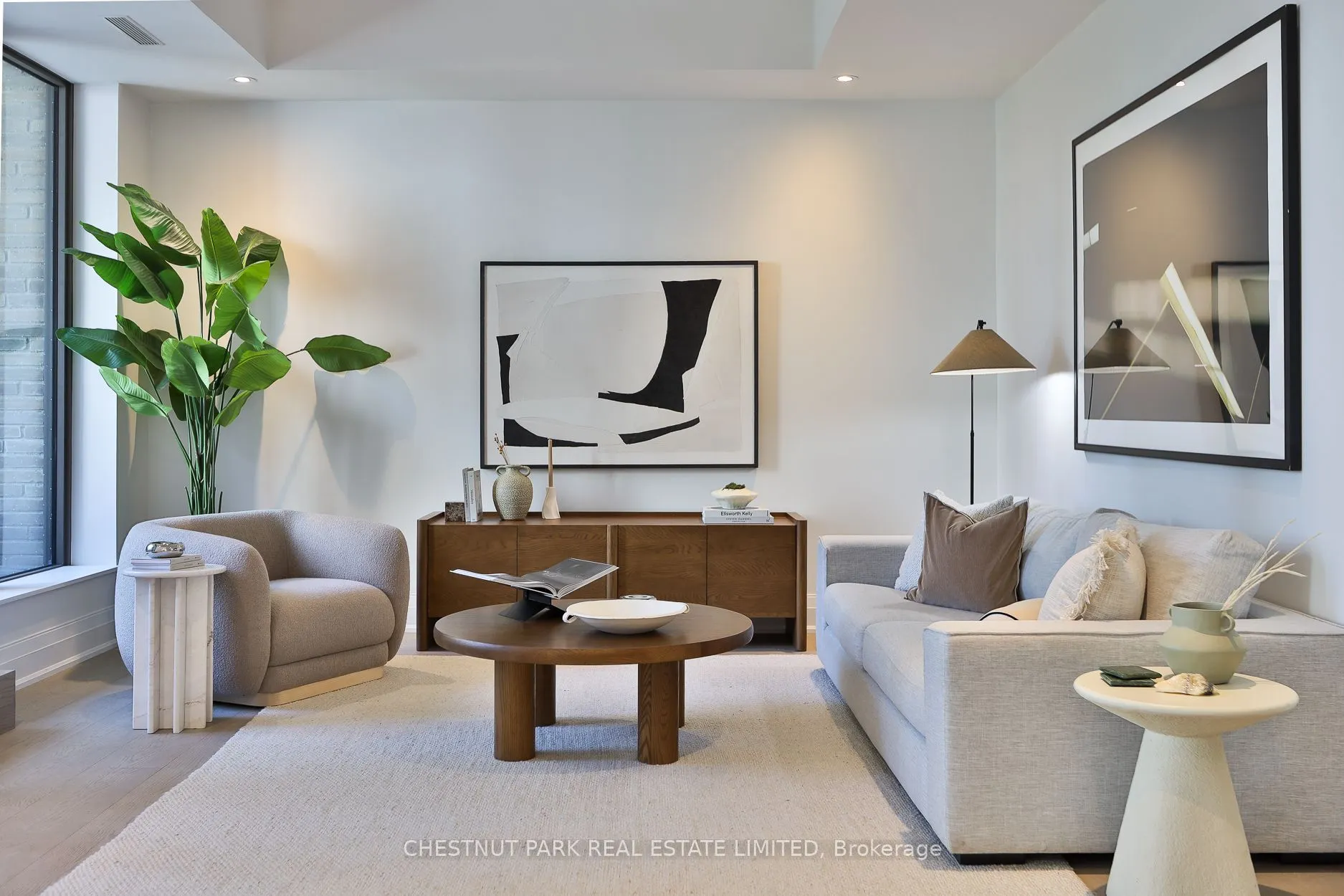 10 Prince Arthur Avenue #404