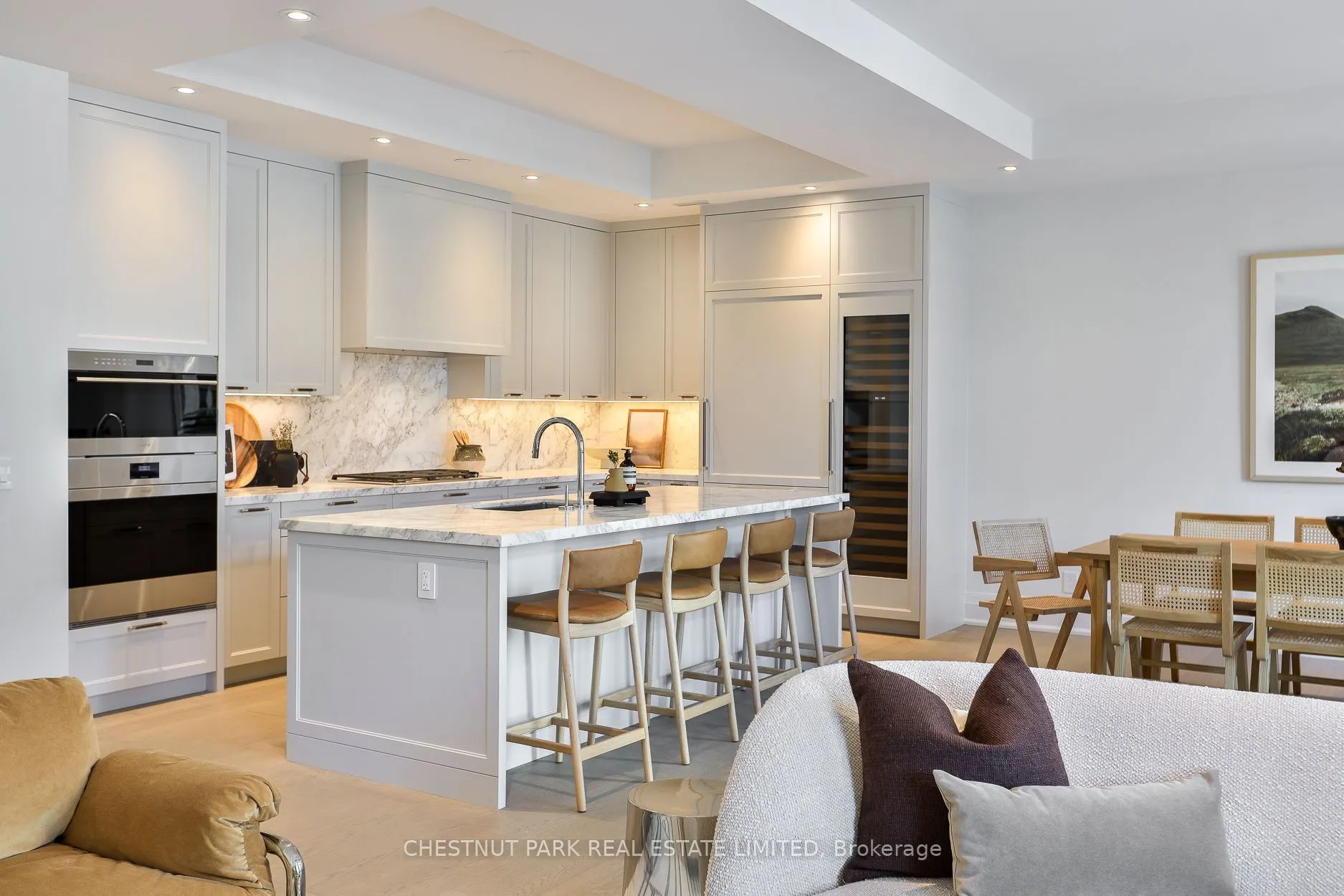 10 Prince Arthur Avenue #404