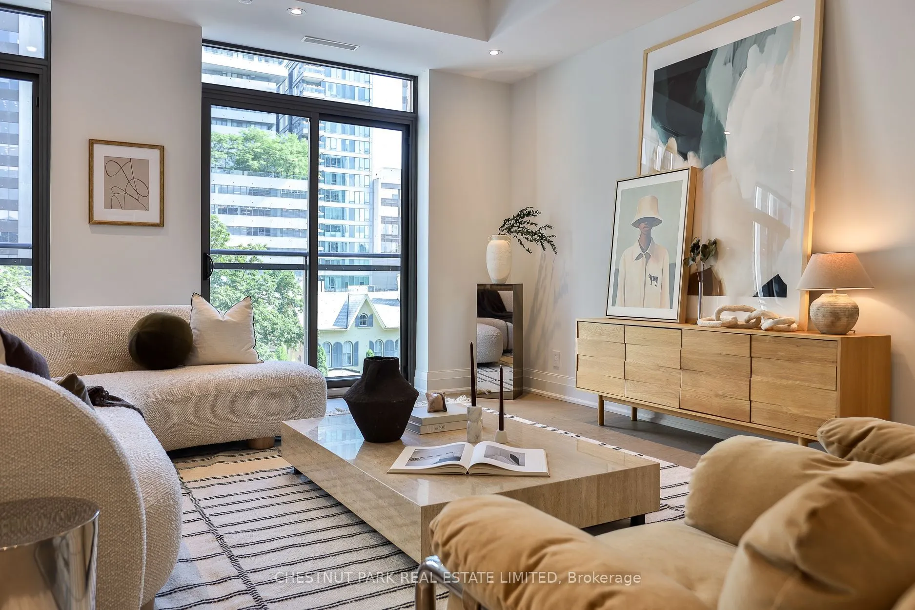 10 Prince Arthur Avenue #404